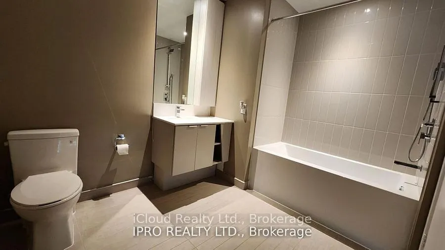 3883 Quartz Road, #2112