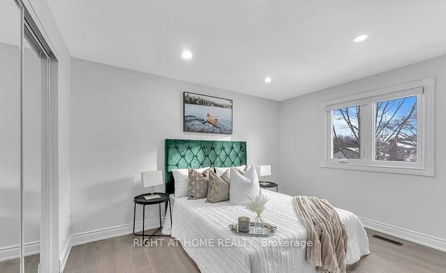 3365 Masthead Crescent