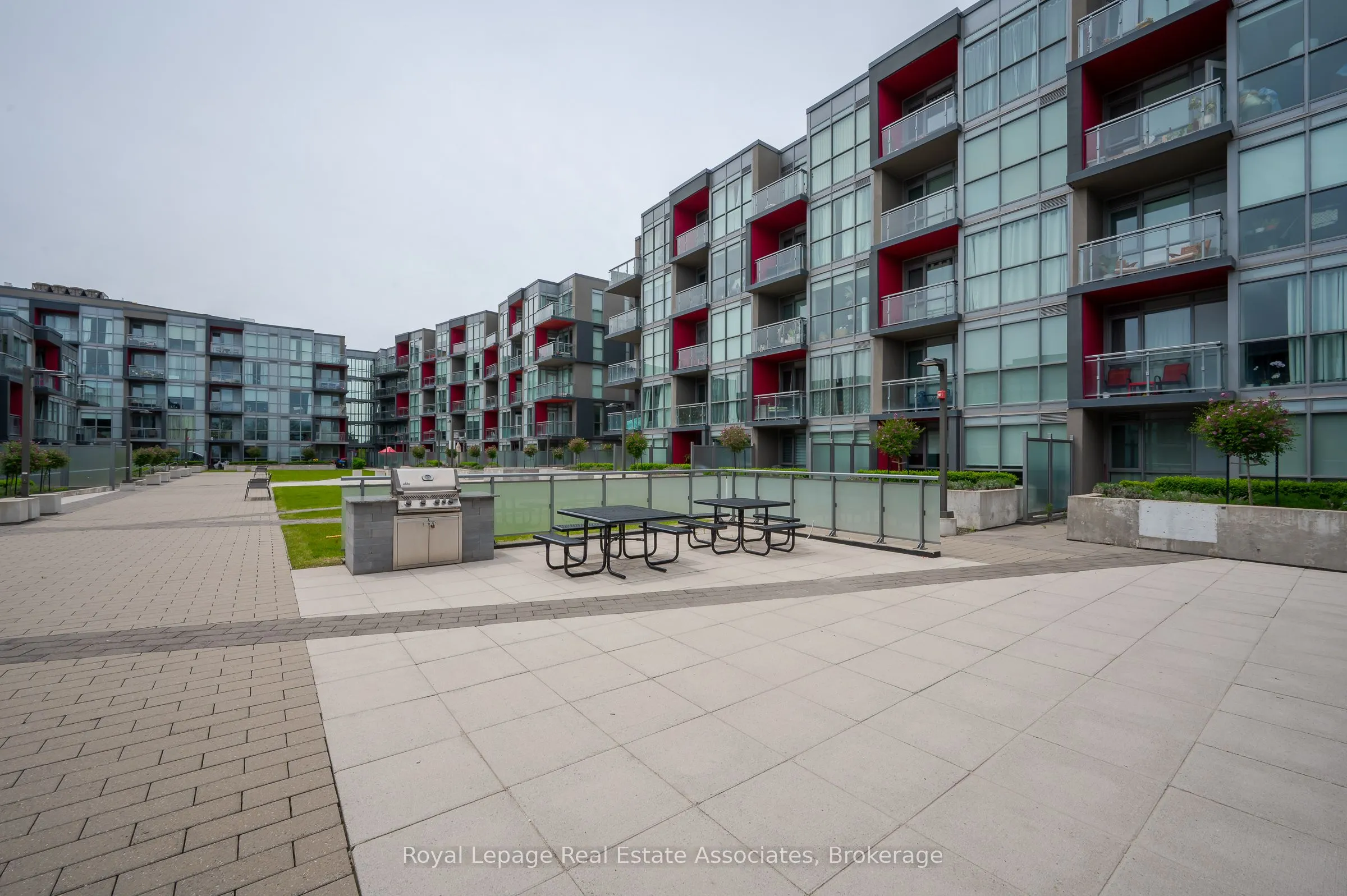 5240 Dundas Street, #B412