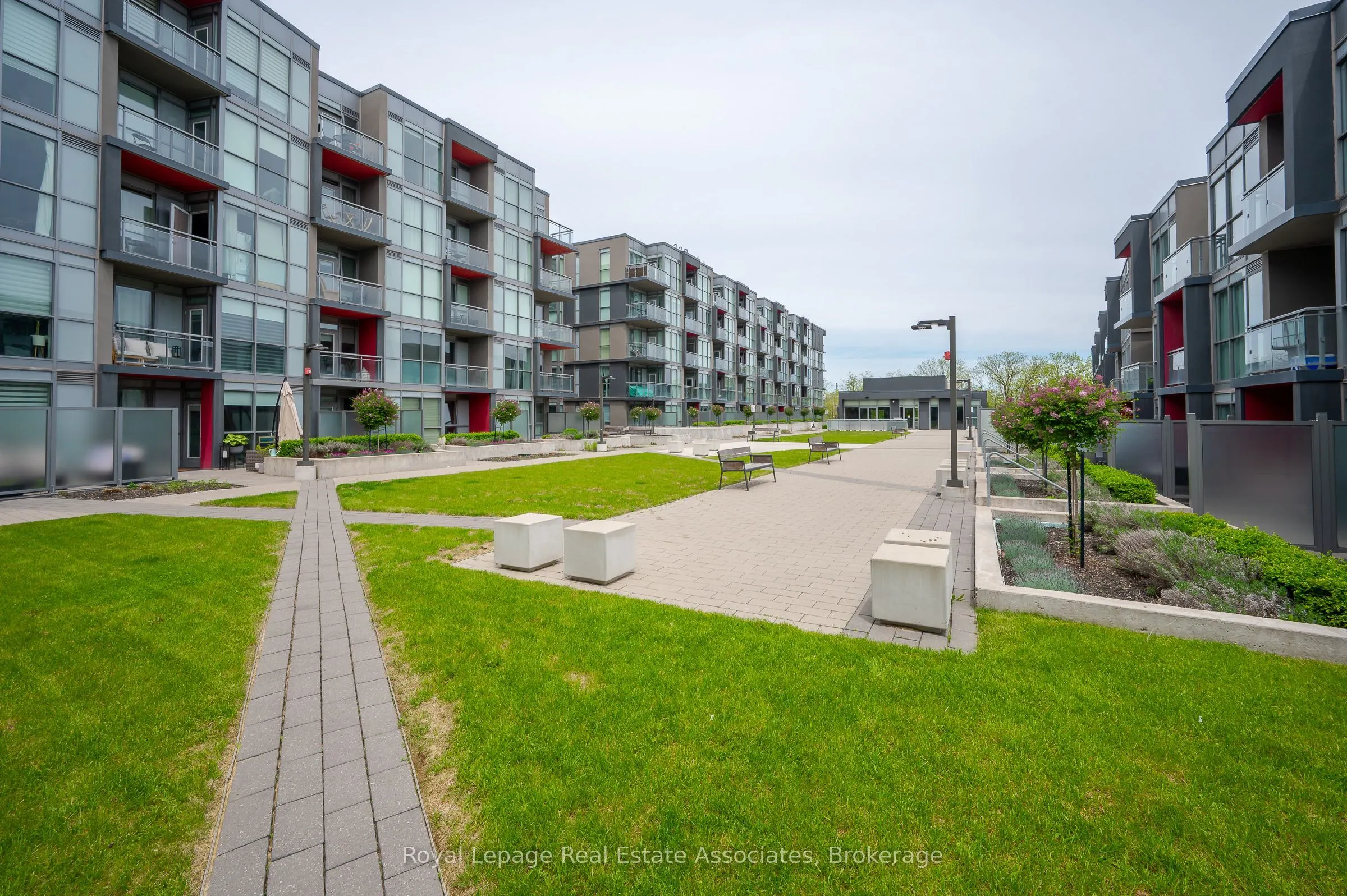 5240 Dundas Street, #B412