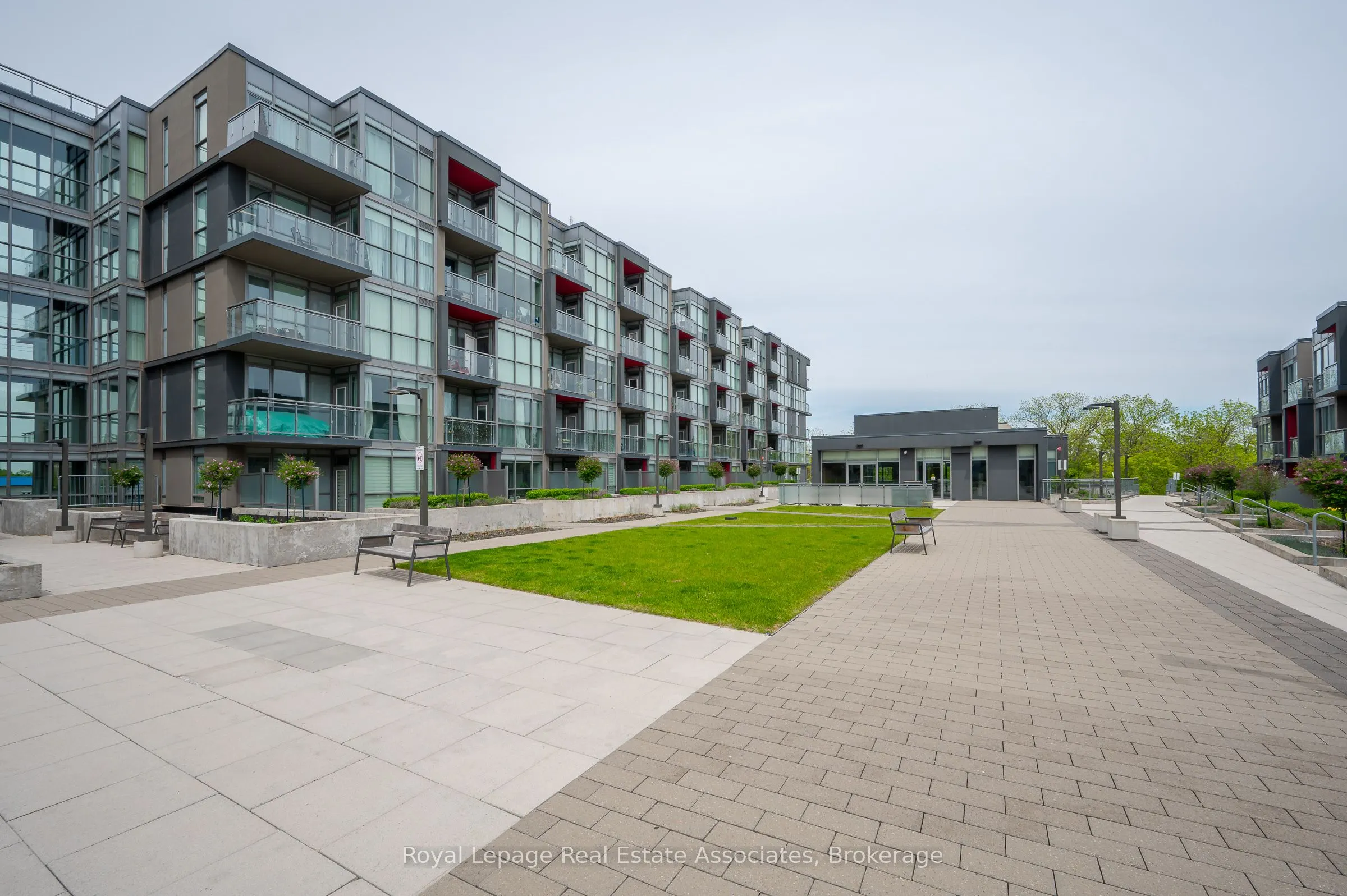 5240 Dundas Street, #B412