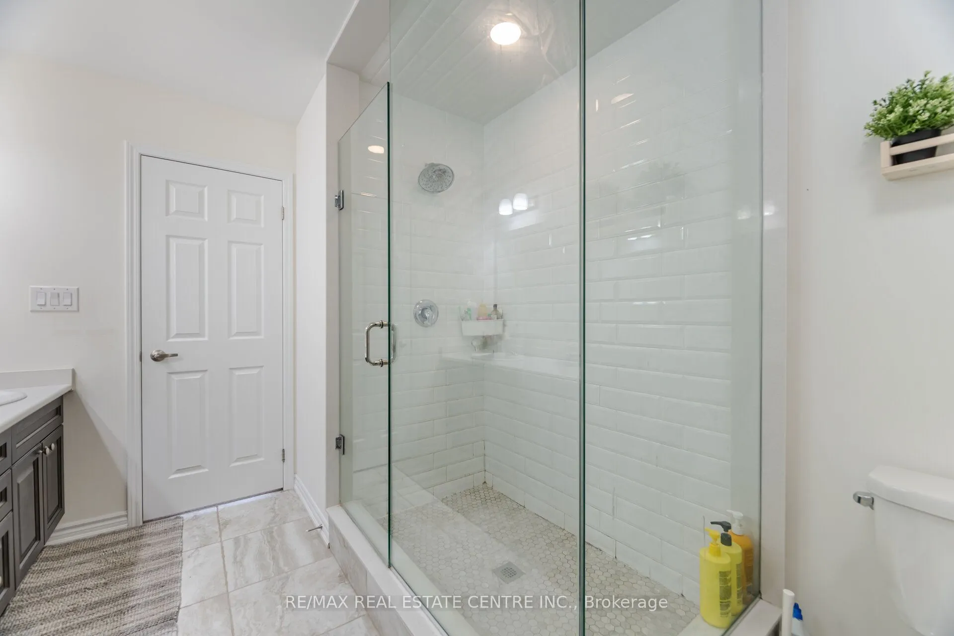 975 Whitlock Avenue, #28