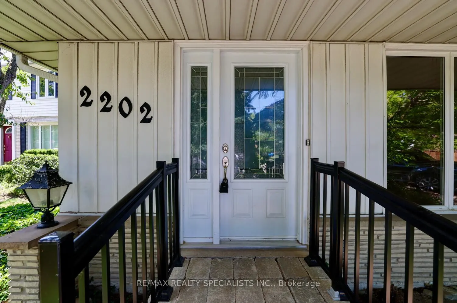 2202 Thorn Lodge Drive