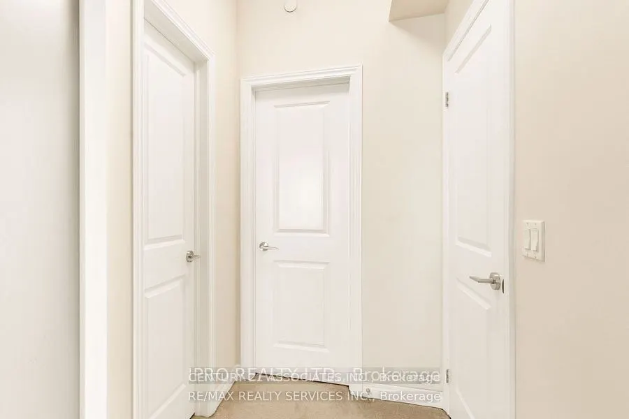 216 Oak Park Boulevard, #420