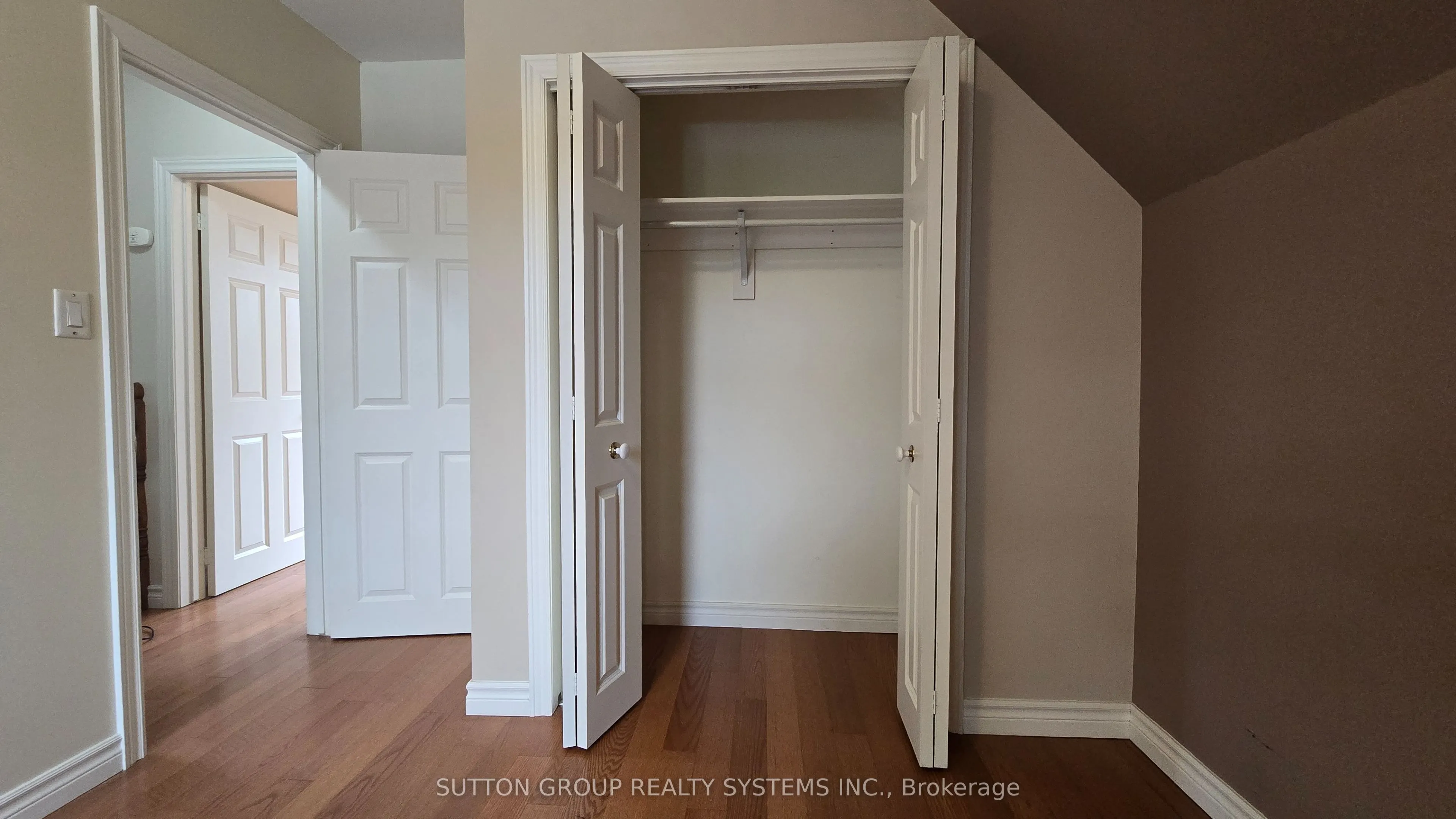 2232 Queensway Drive