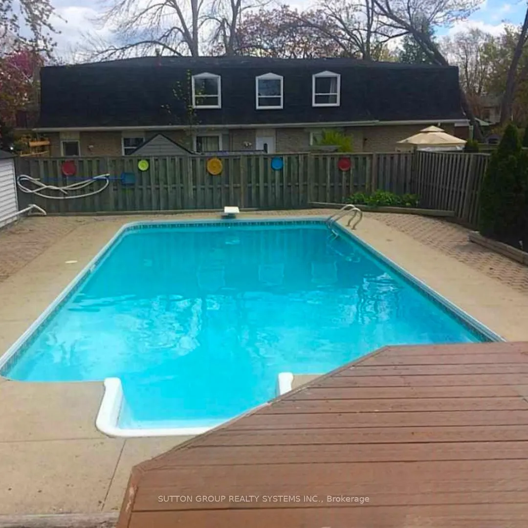 2232 Queensway Drive