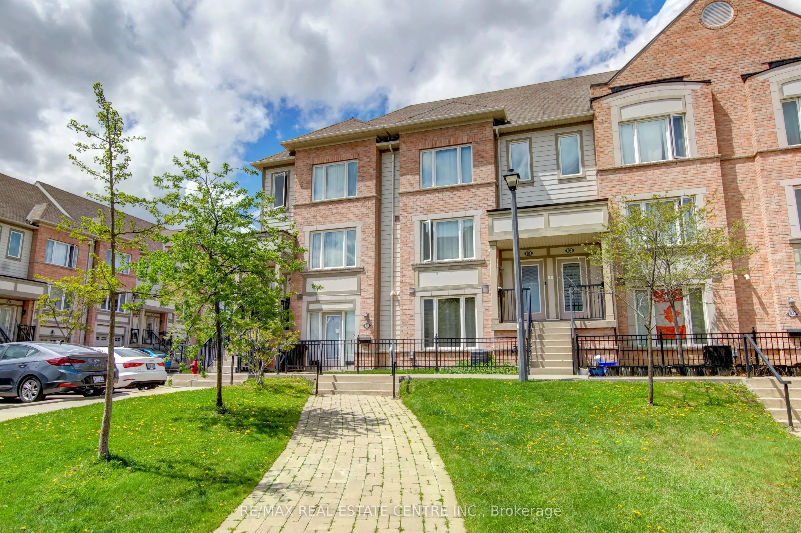 3050 Erin Centre Boulevard, #190