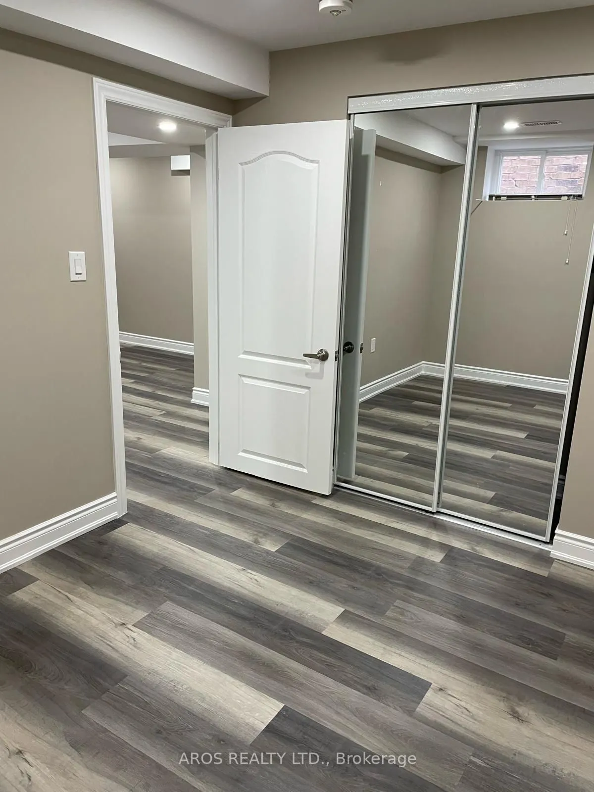 469 Dougall Avenue, #Basement