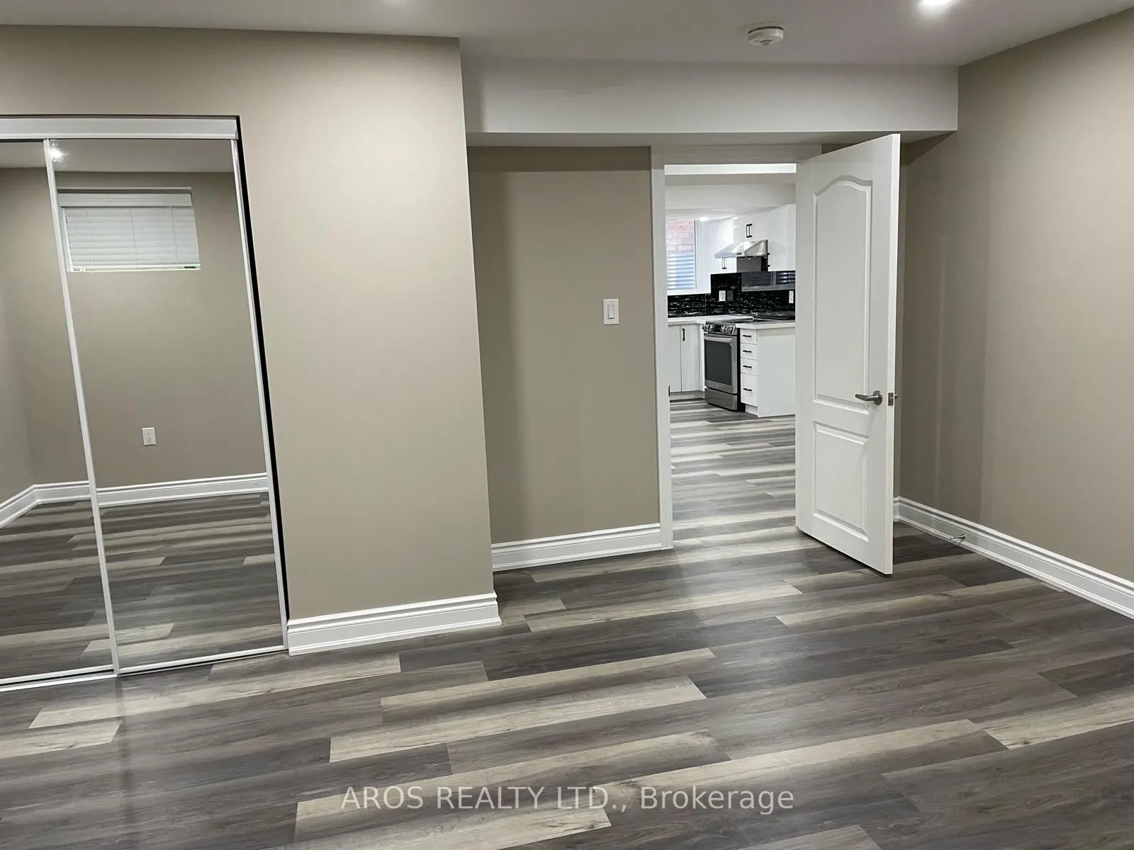 469 Dougall Avenue, #Basement