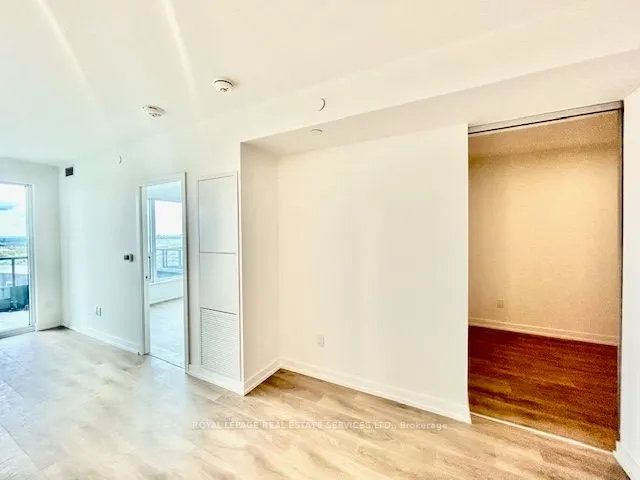 1100 Sheppard Avenue W, #821