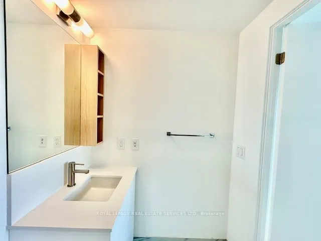 1100 Sheppard Avenue W, #821