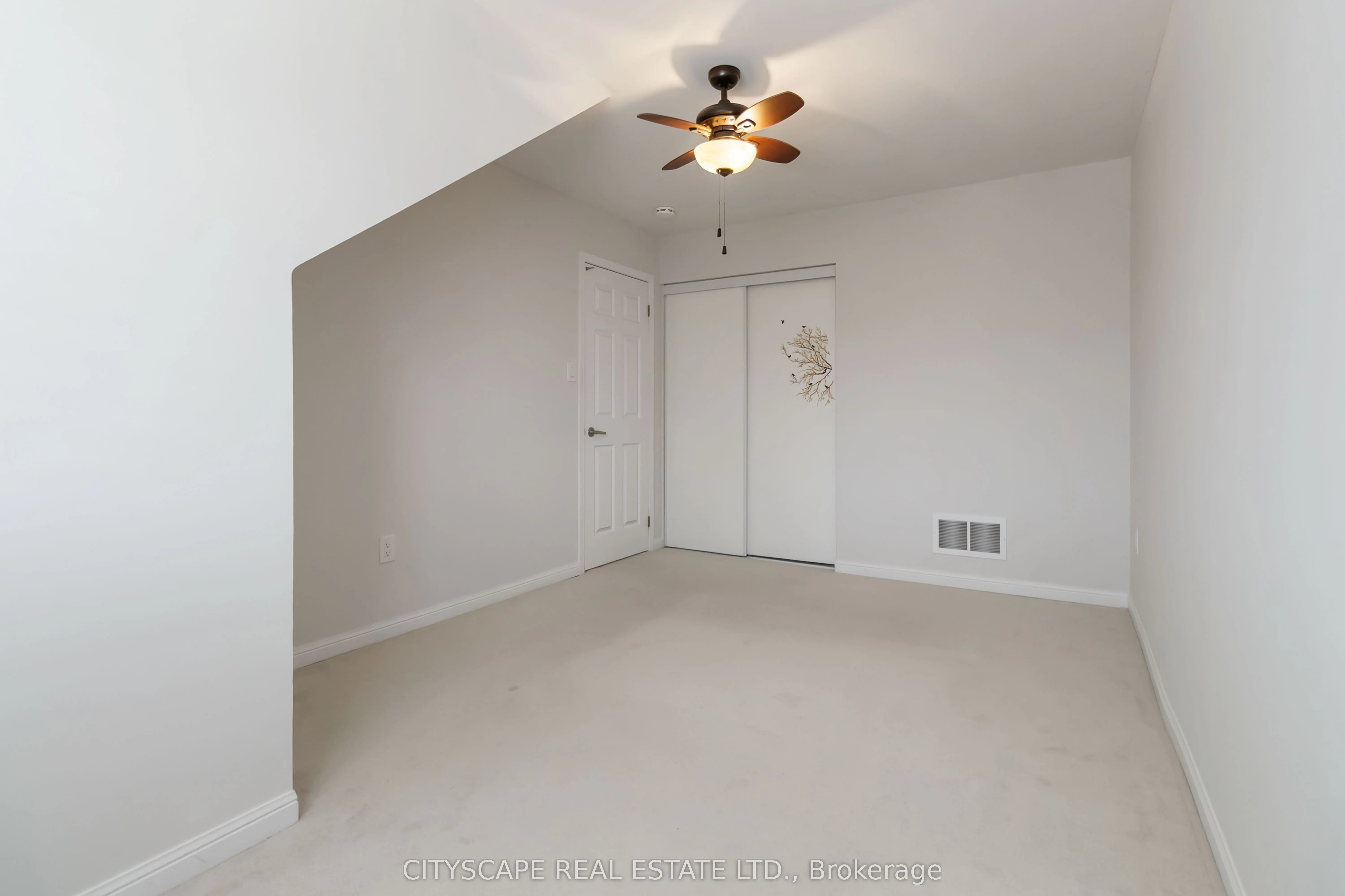256 Whetham Heights