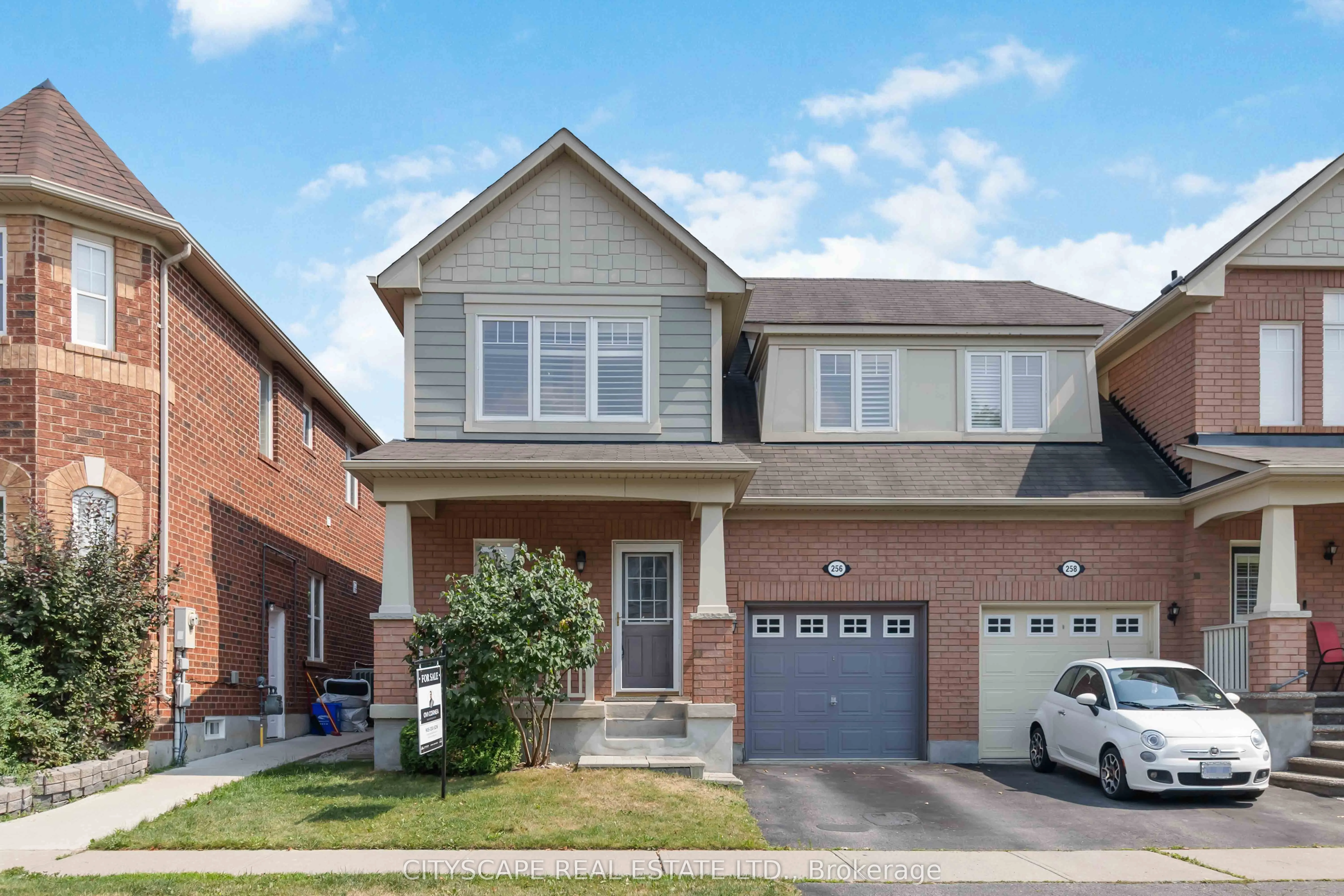 256 Whetham Heights