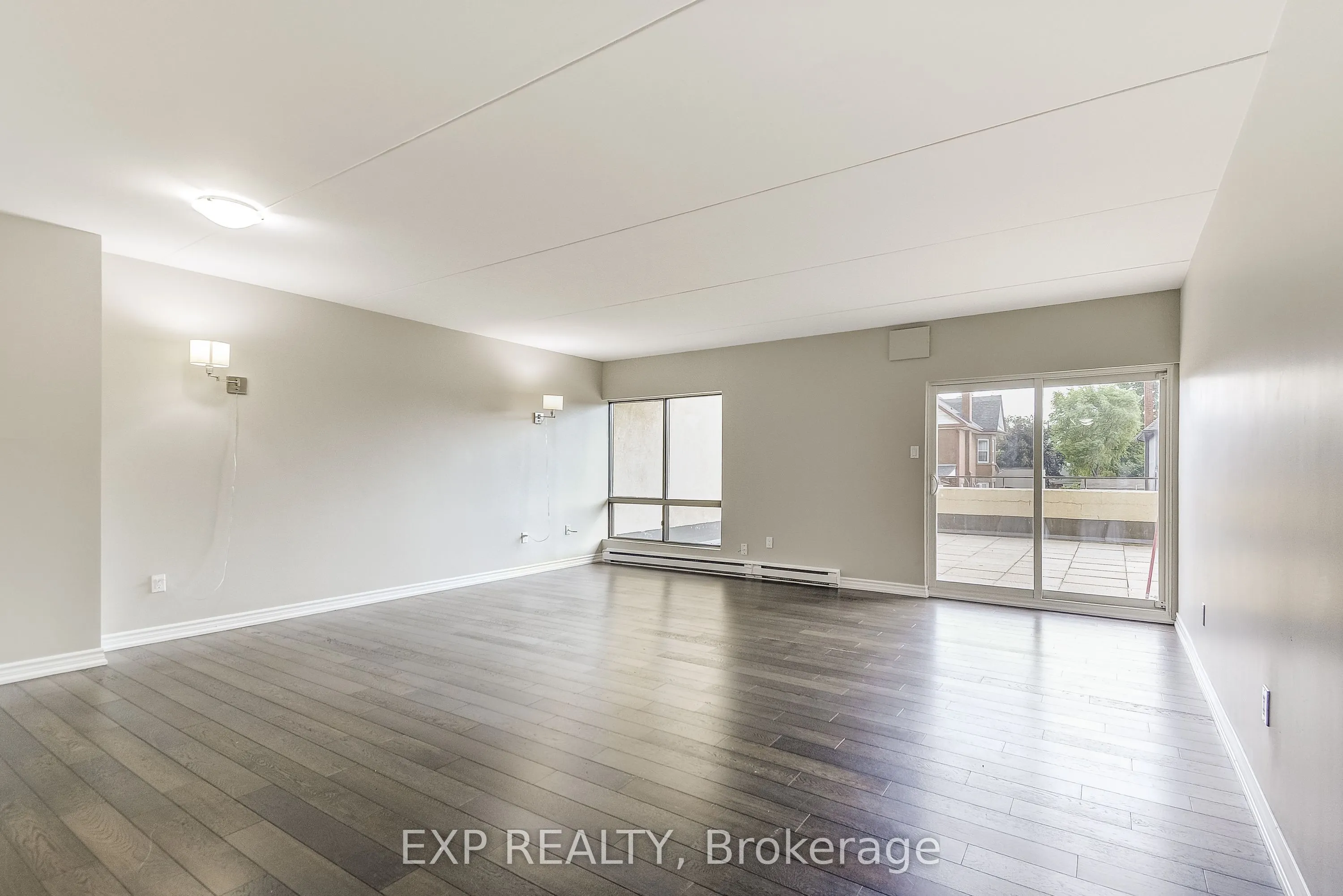 11 Court Street N, #1