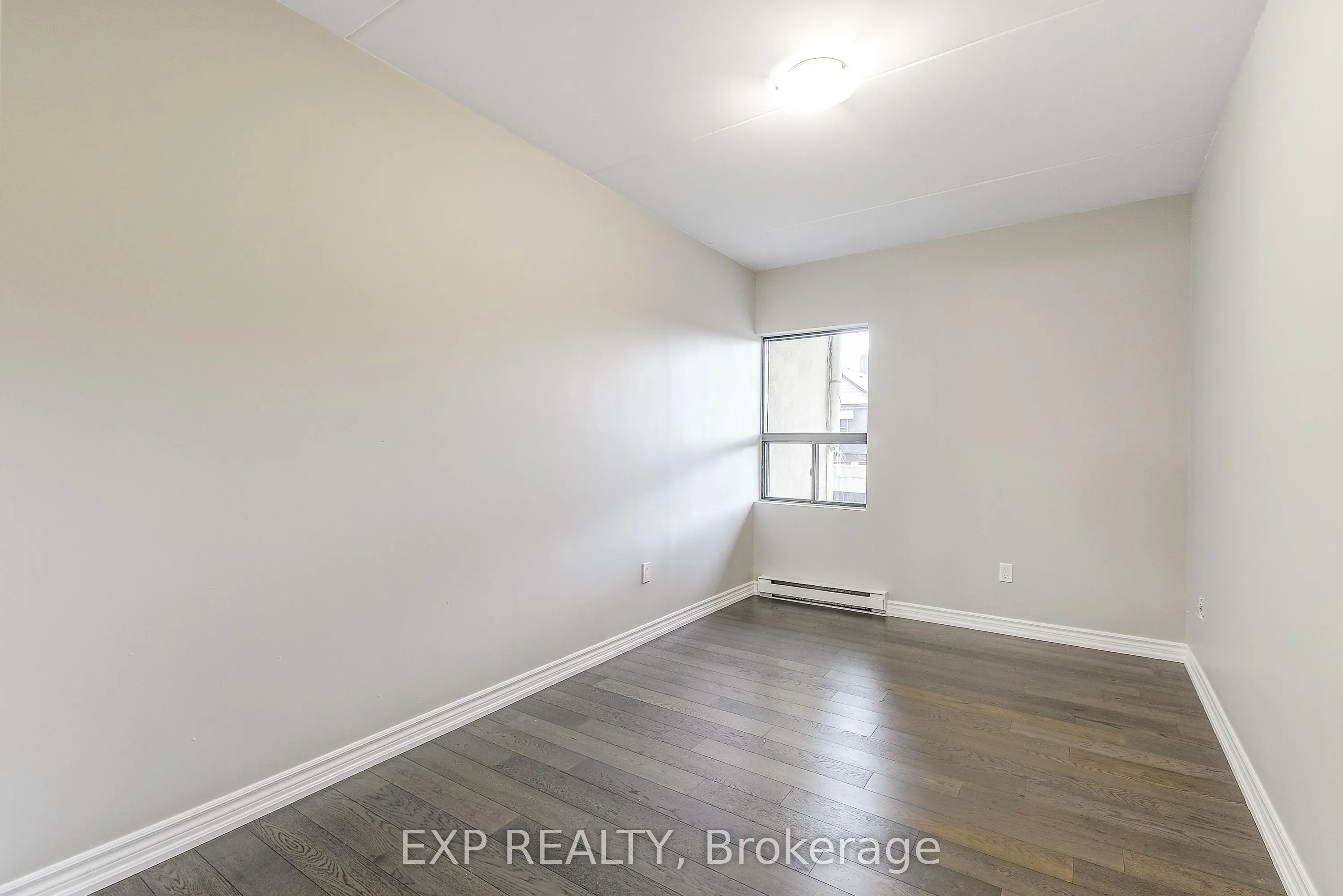 11 Court Street N, #1