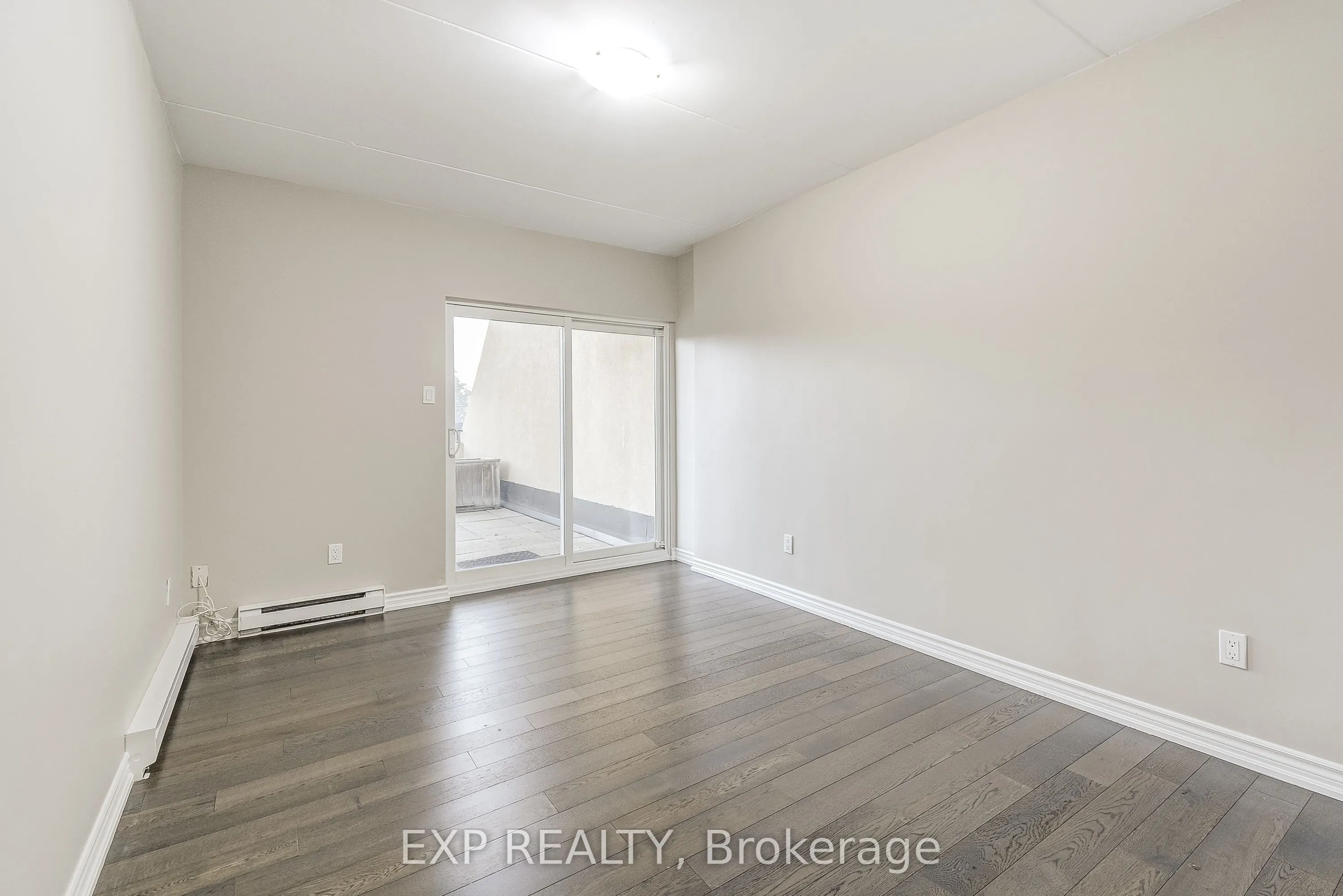 11 Court Street N, #1