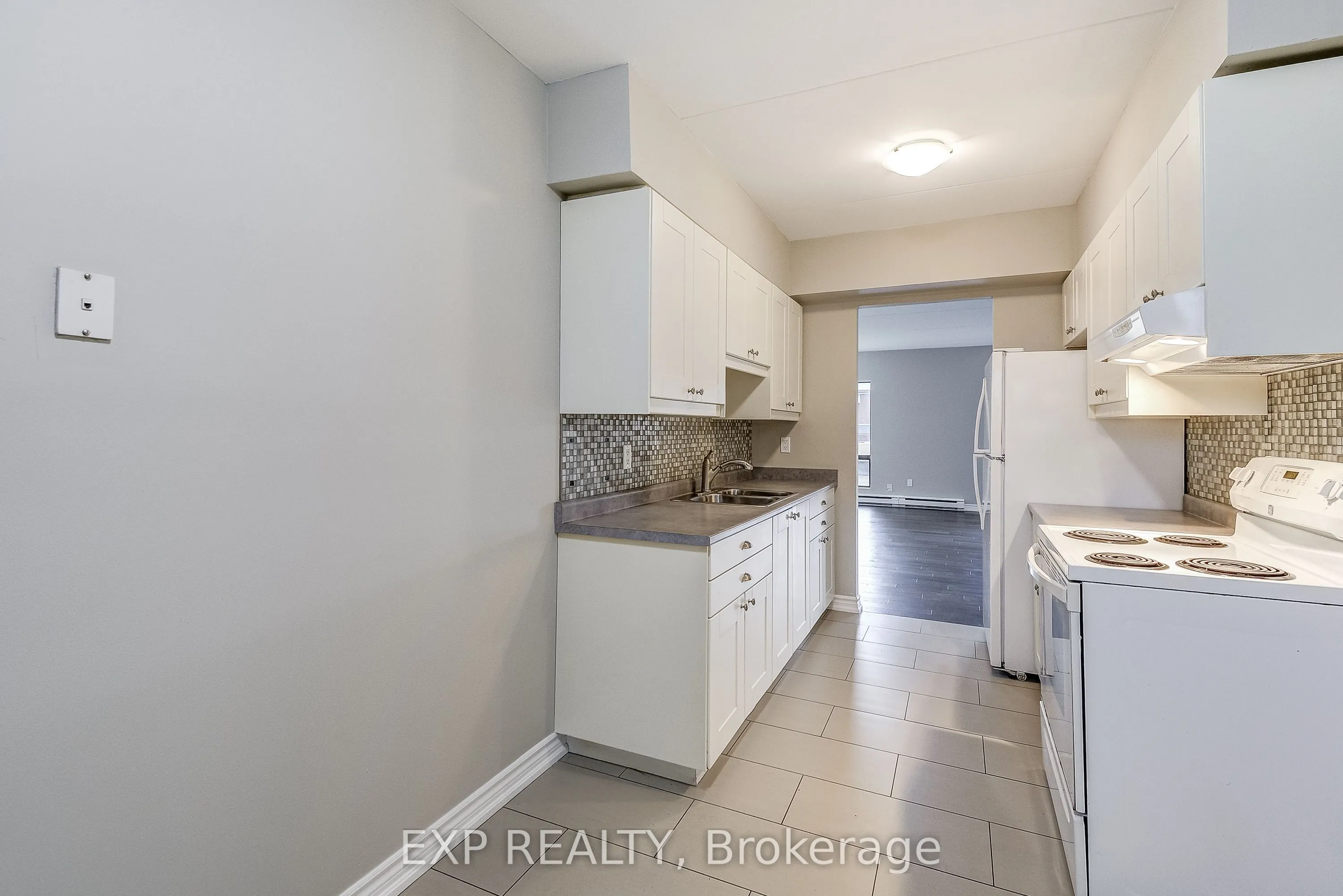 11 Court Street N, #1