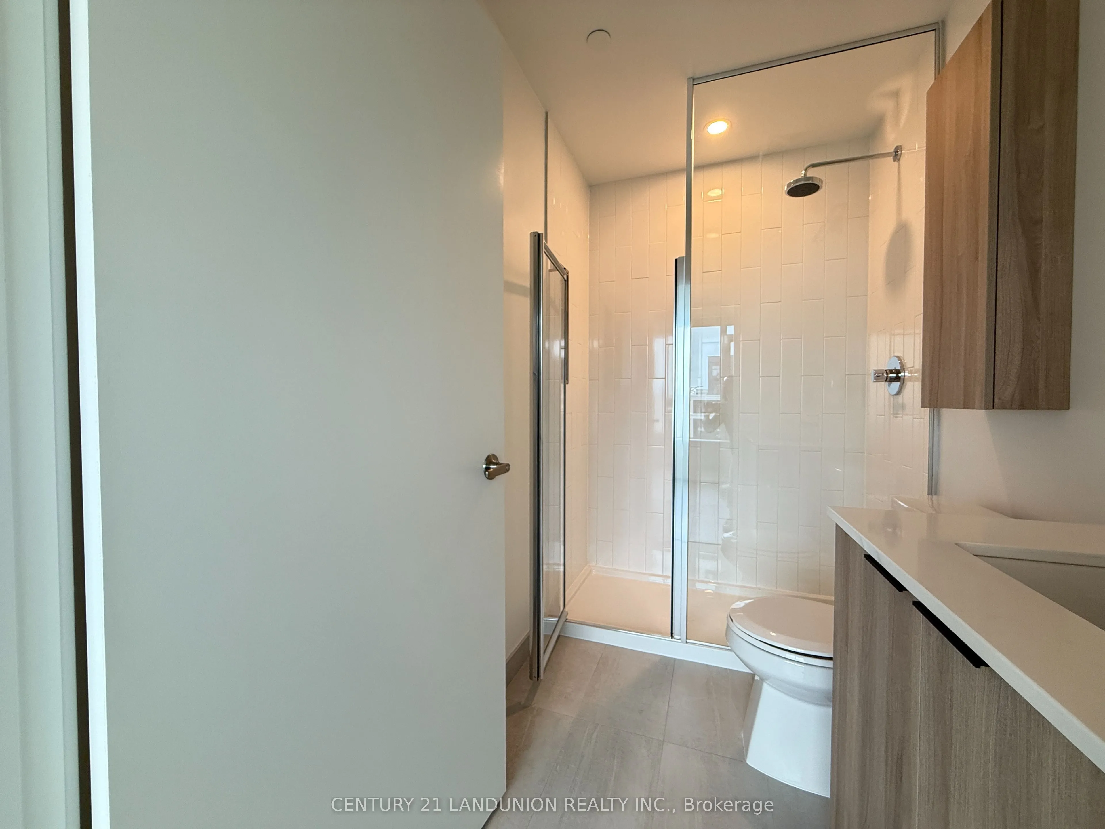 2485 Eglinton Avenue W, #917