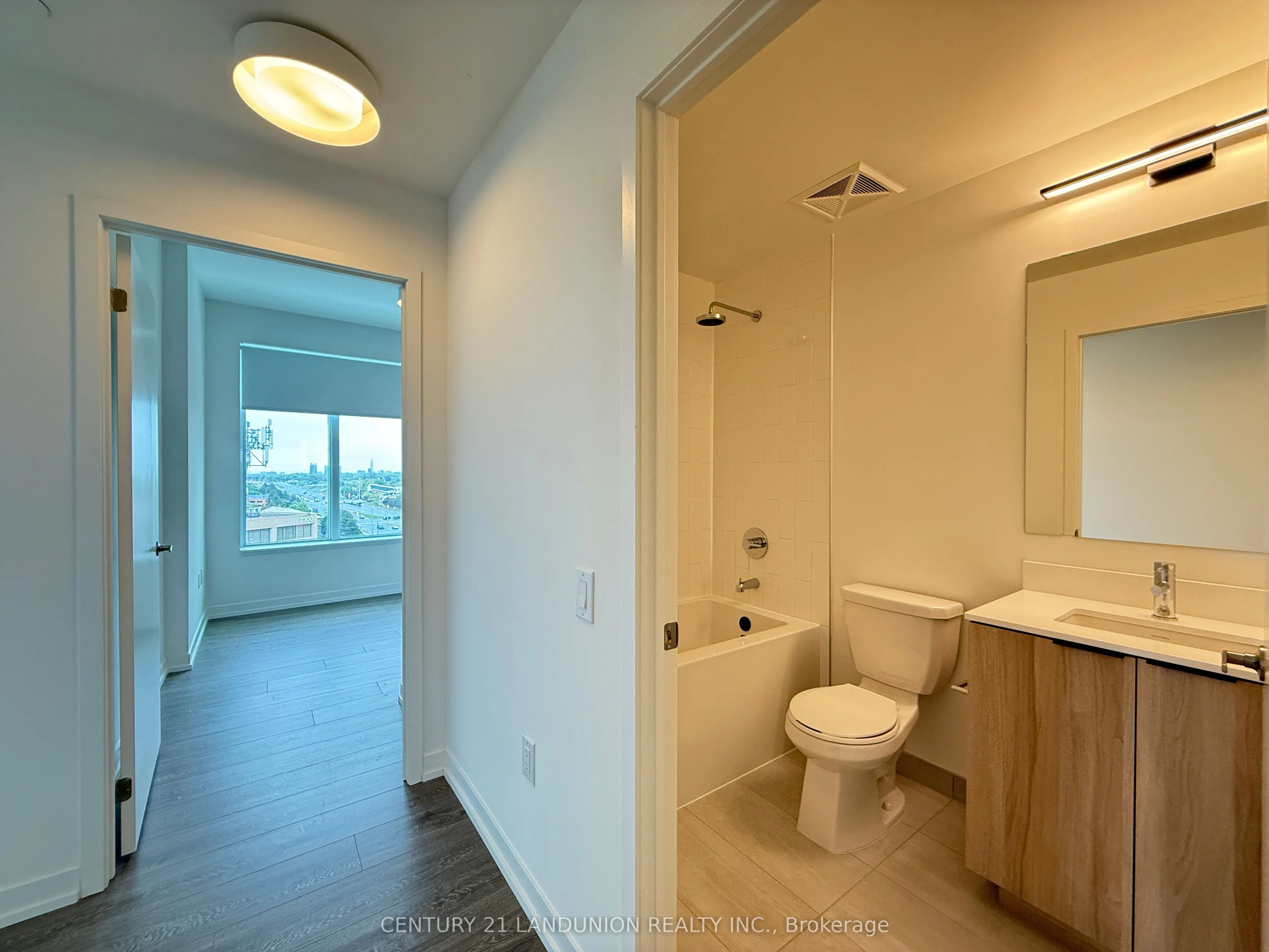 2485 Eglinton Avenue W, #917