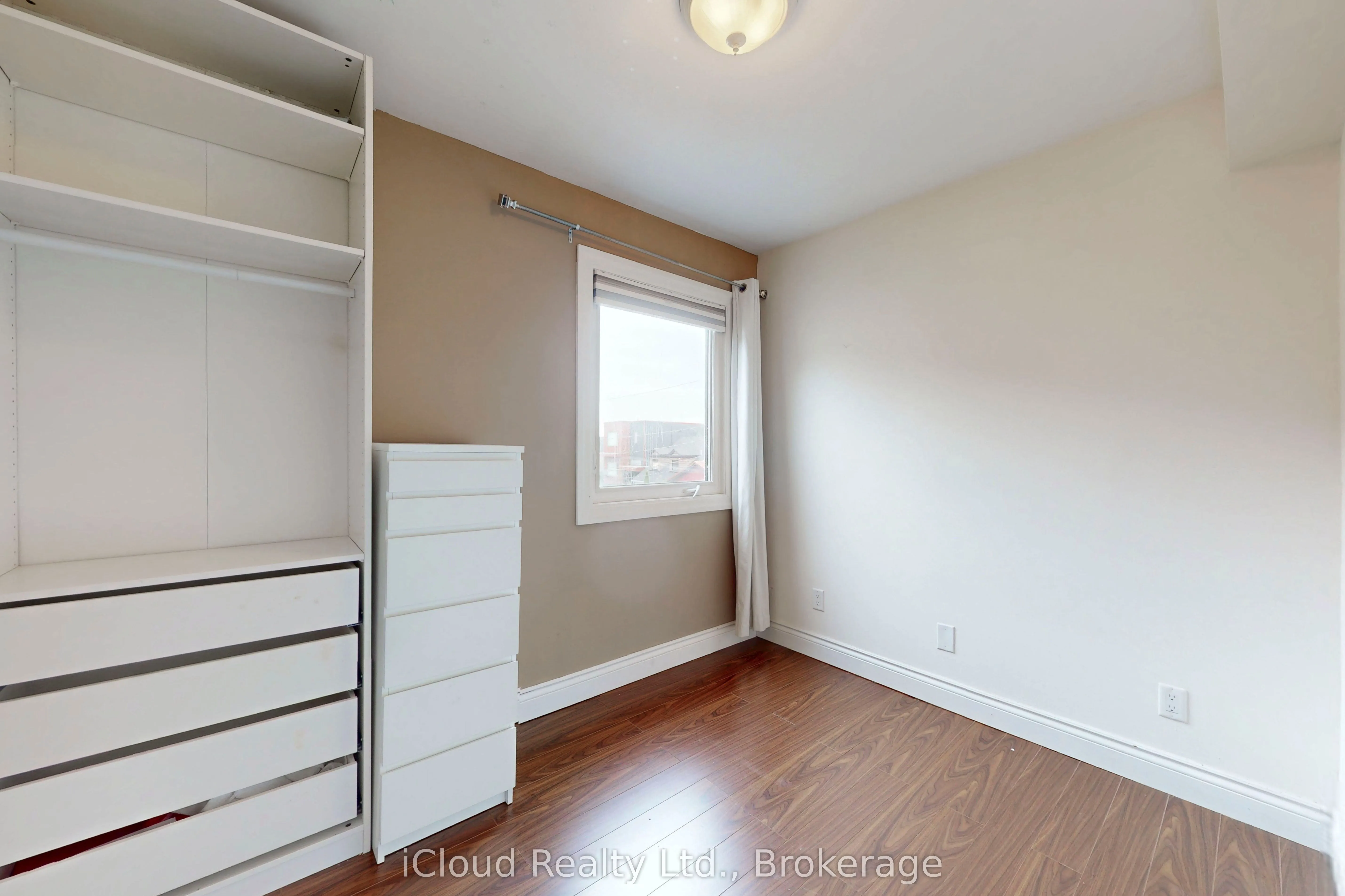 275 Blackthorn Avenue, #Upper