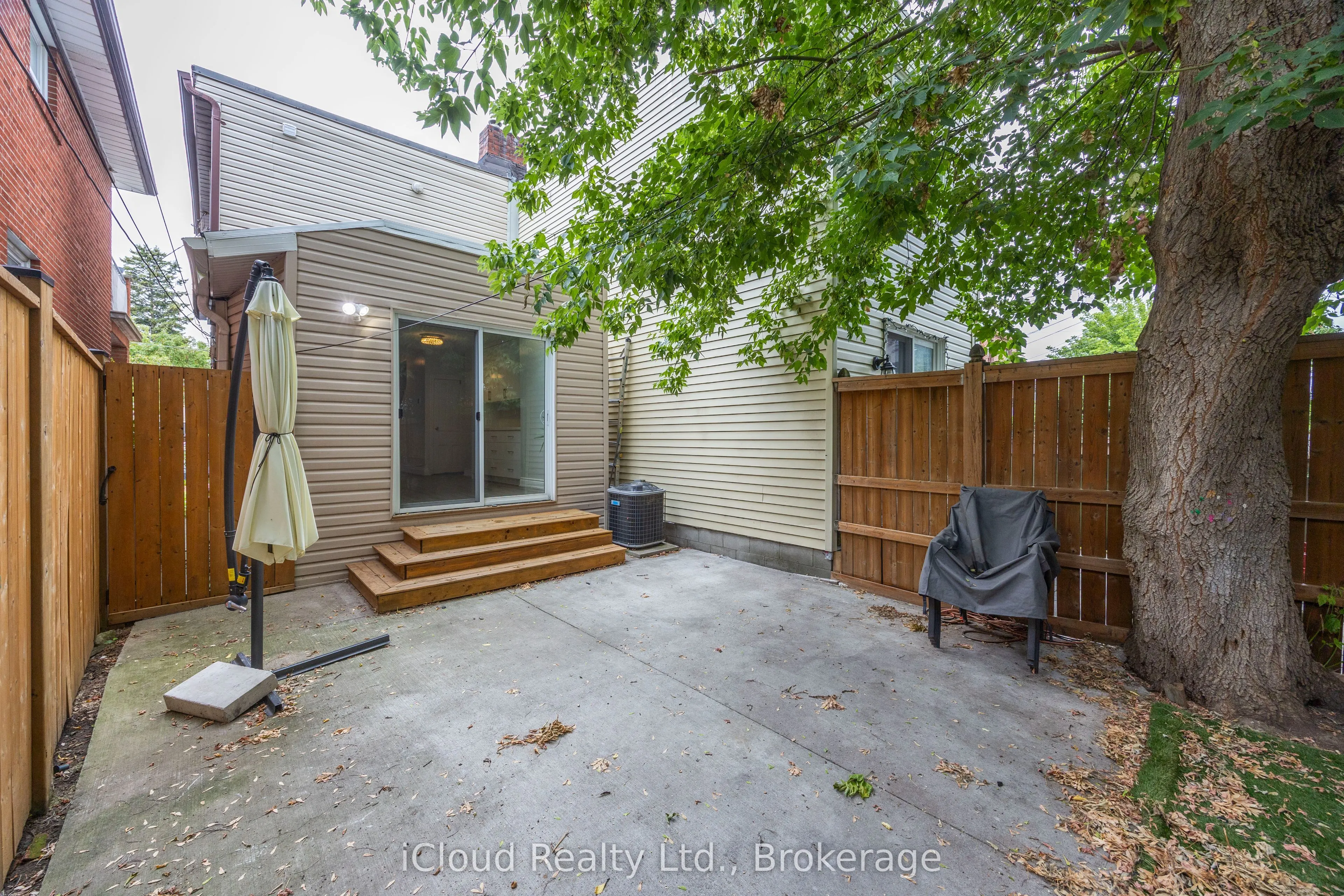 275 Blackthorn Avenue, #Upper