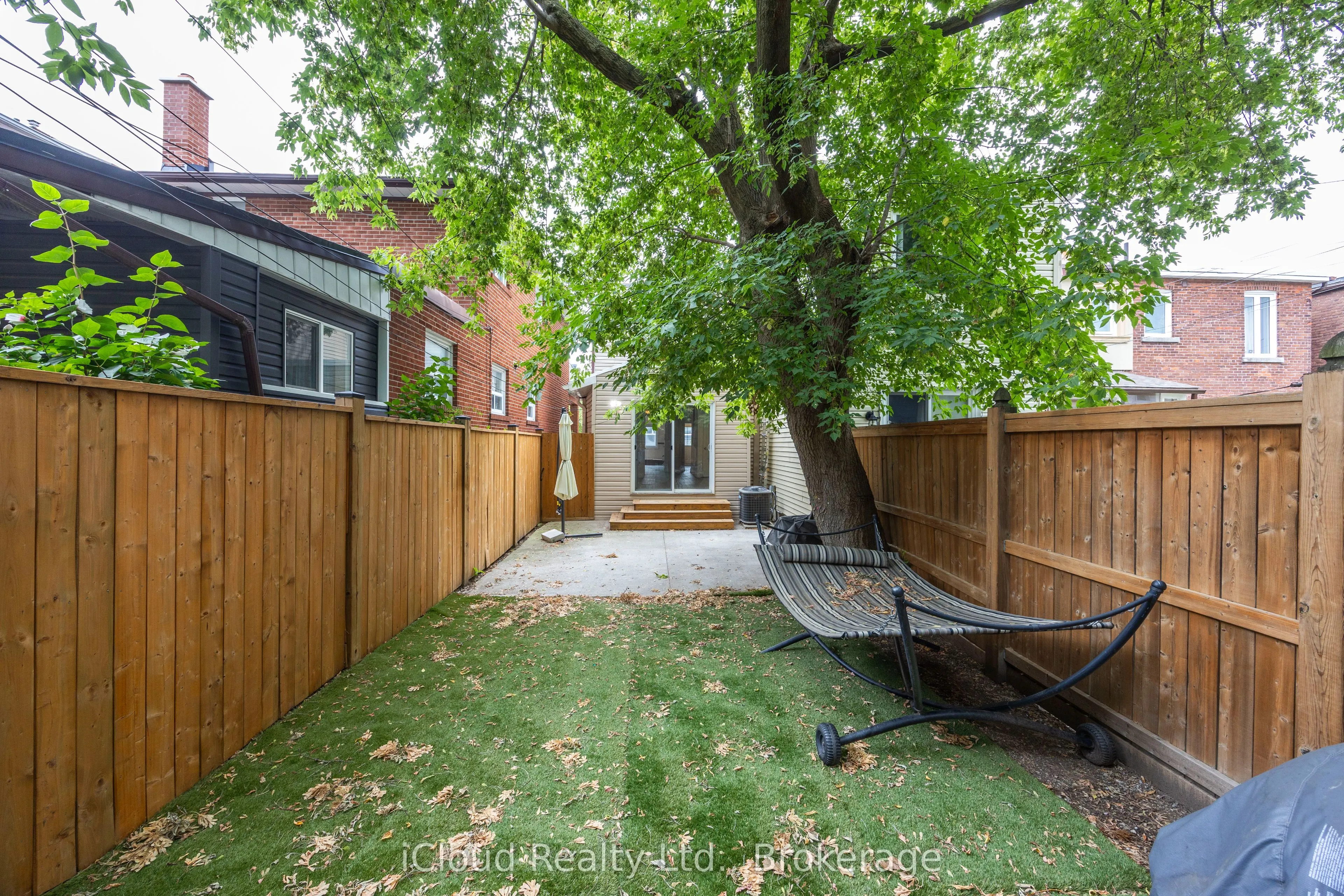275 Blackthorn Avenue, #Upper