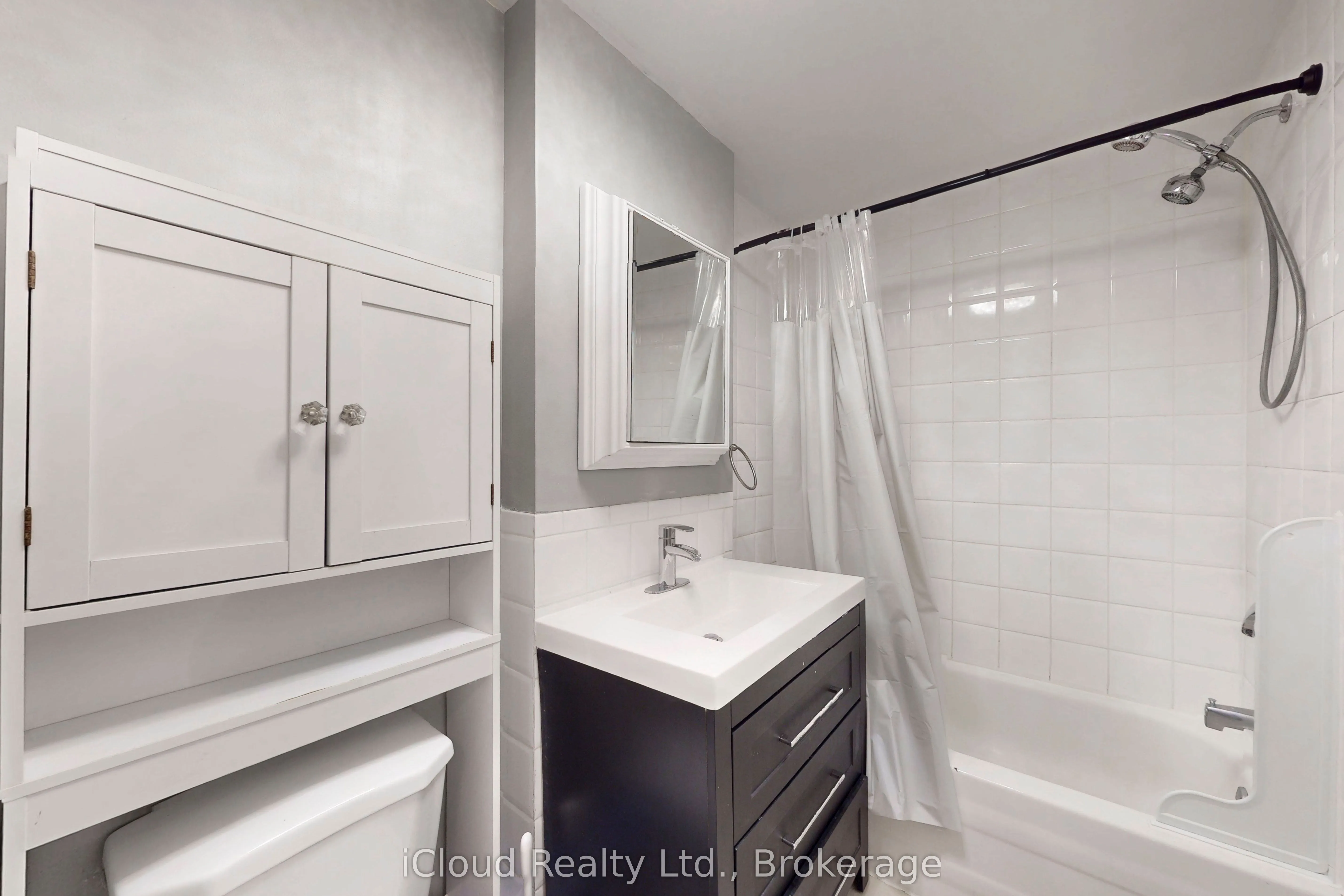 275 Blackthorn Avenue, #Upper