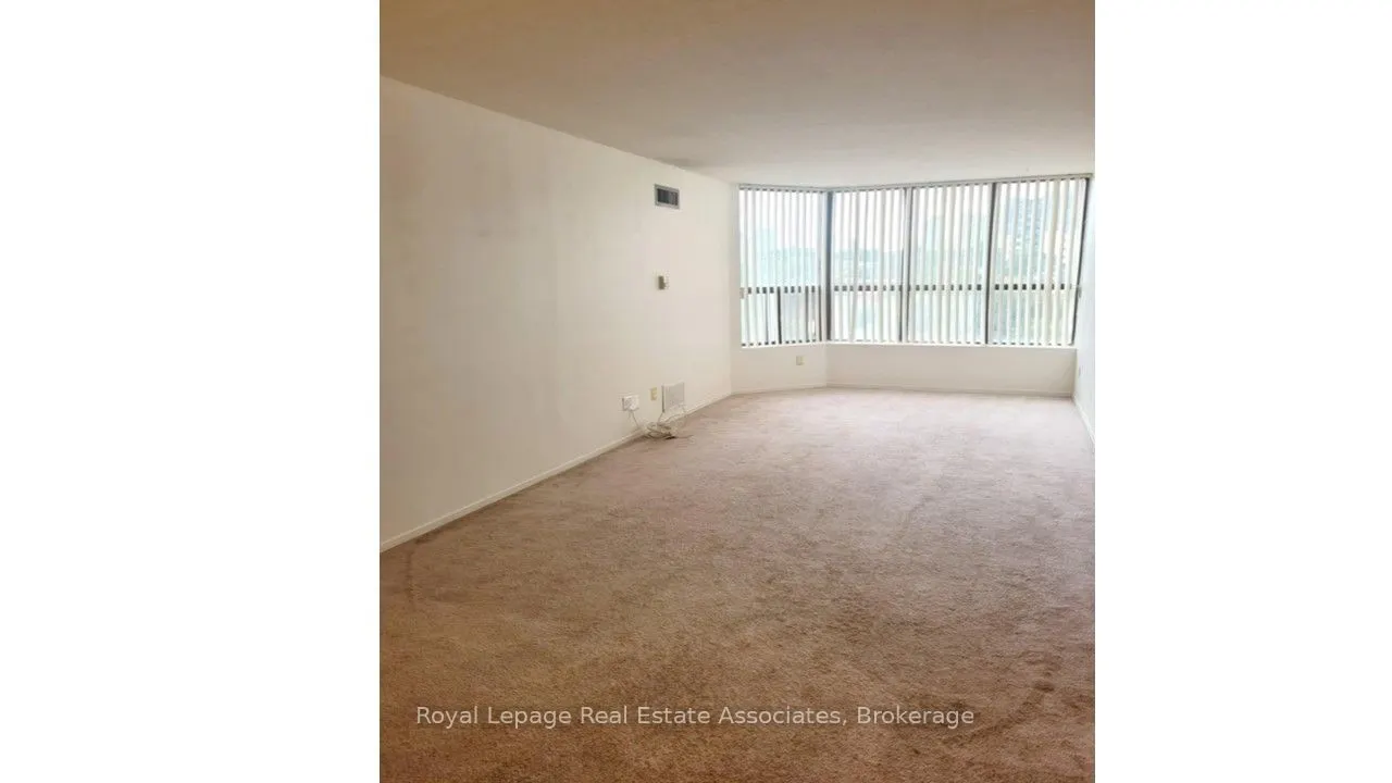 25 Agnes Street, #404