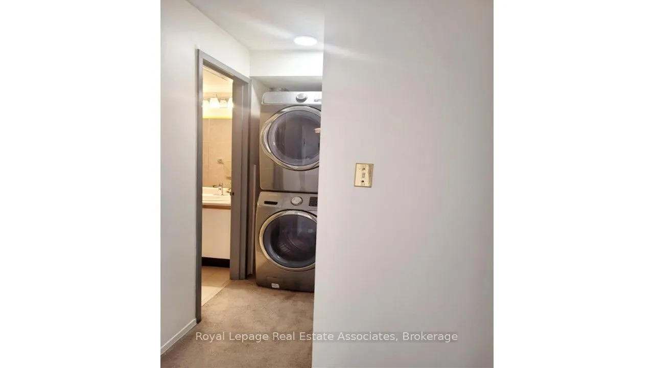 25 Agnes Street, #404