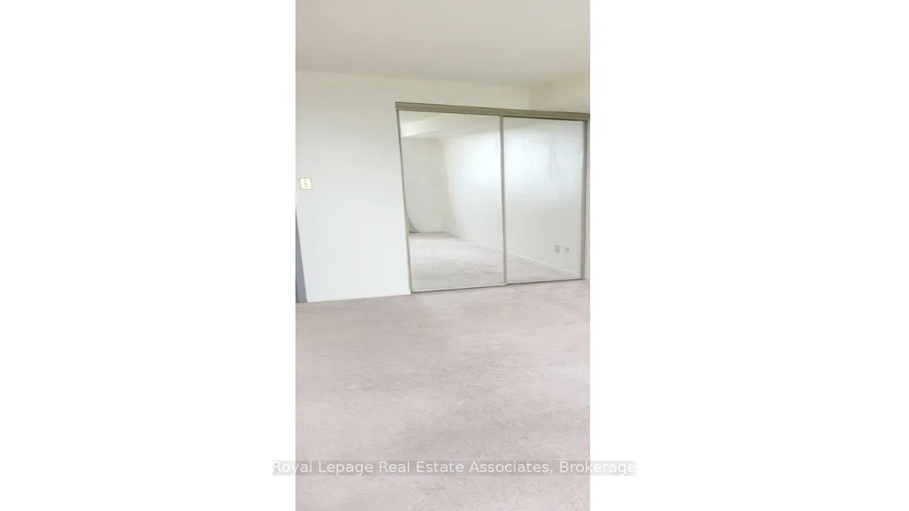 25 Agnes Street, #404