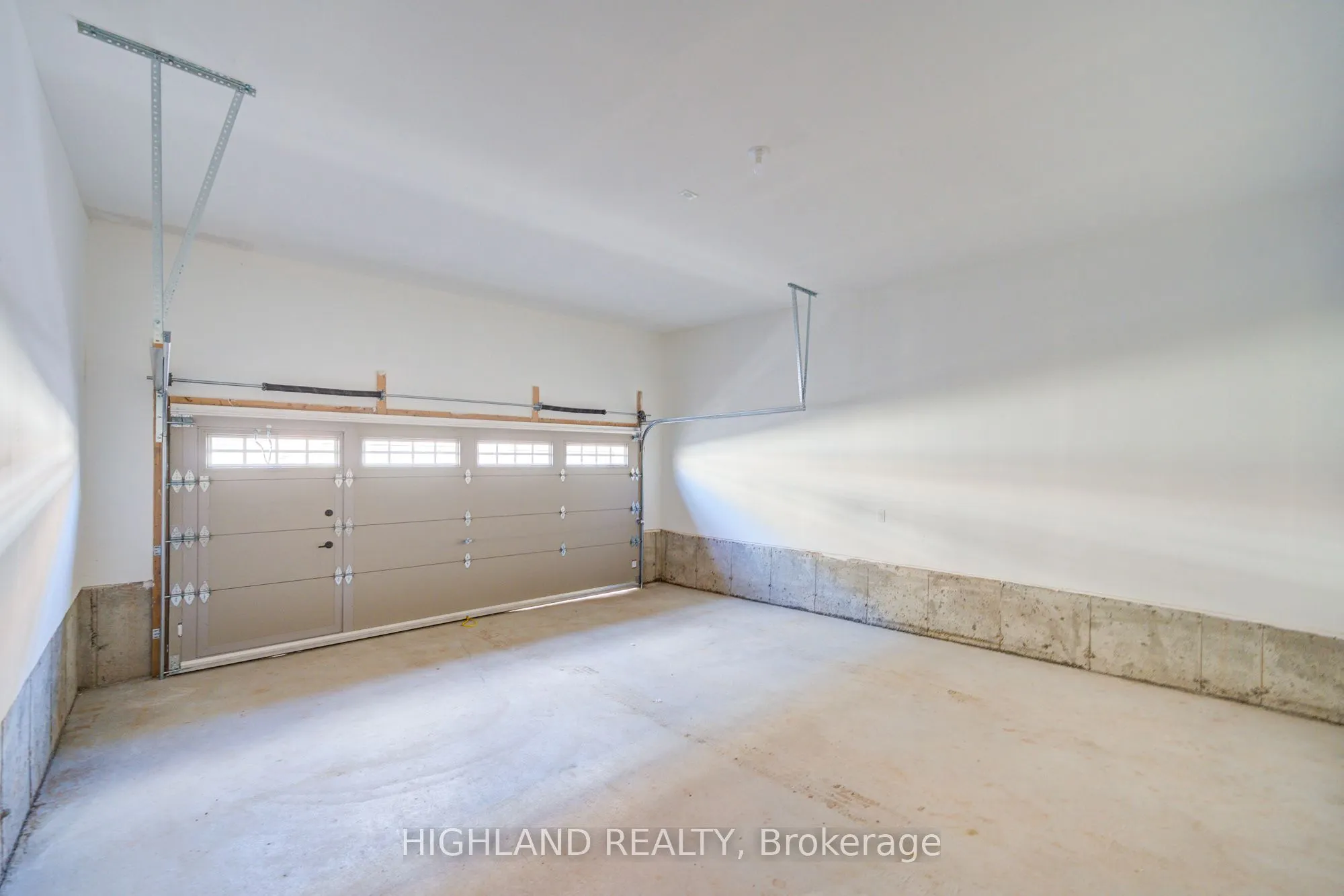 1210 Poppy Gardens, #6