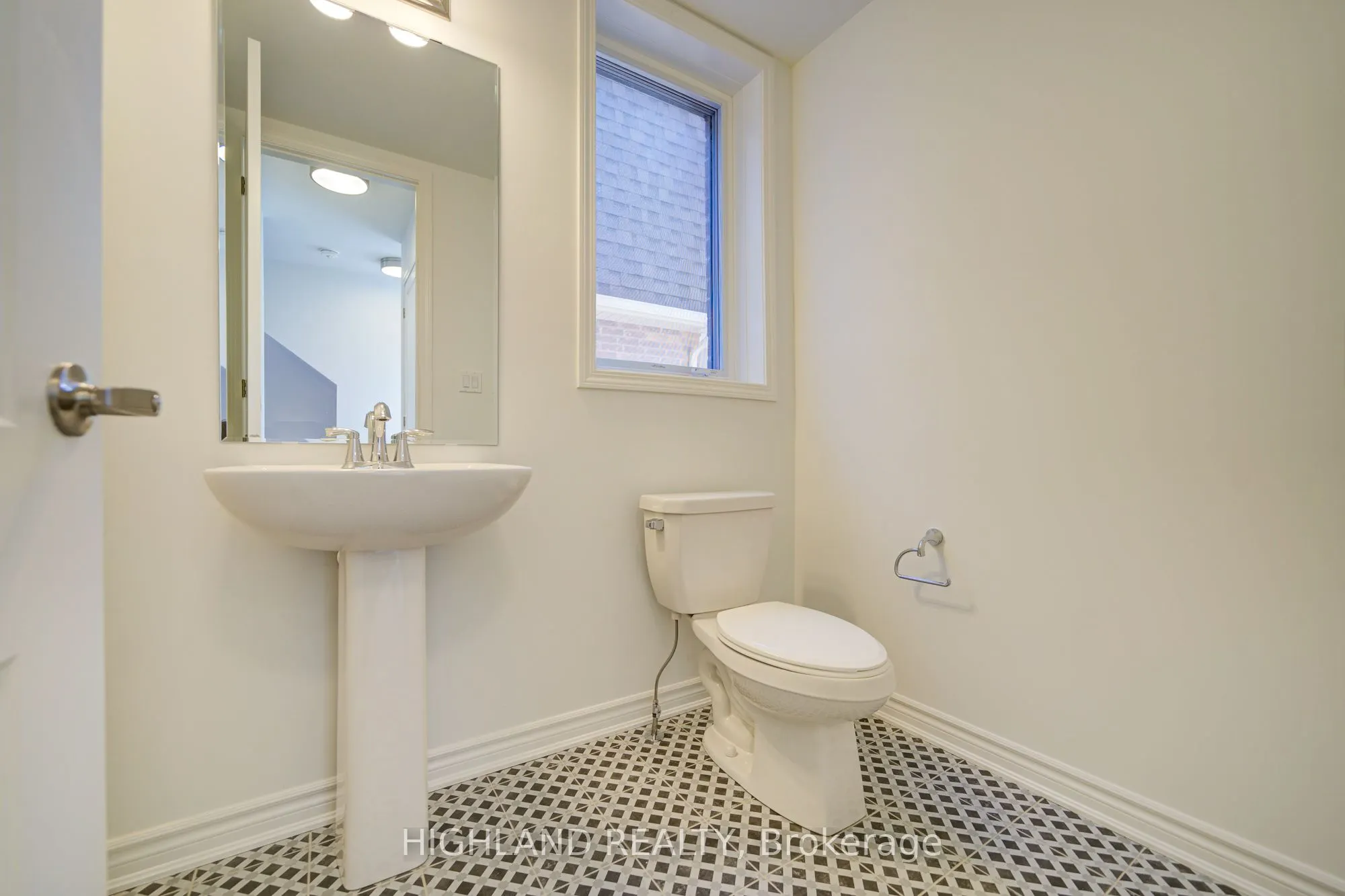 1210 Poppy Gardens, #6
