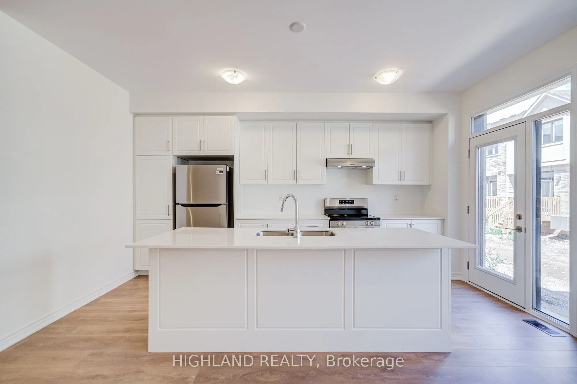 3075 Robert Lamb Boulevard