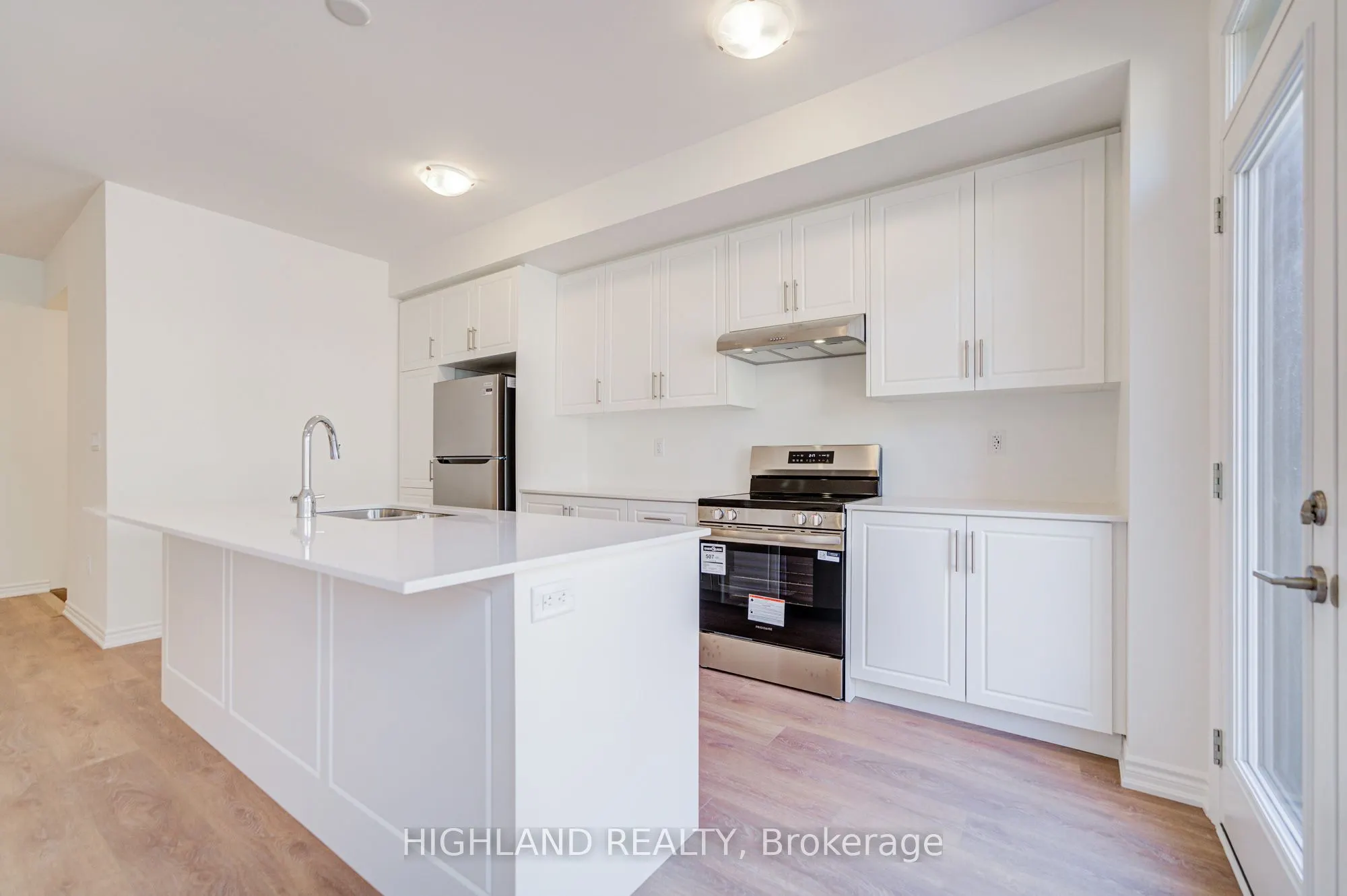 3075 Robert Lamb Boulevard