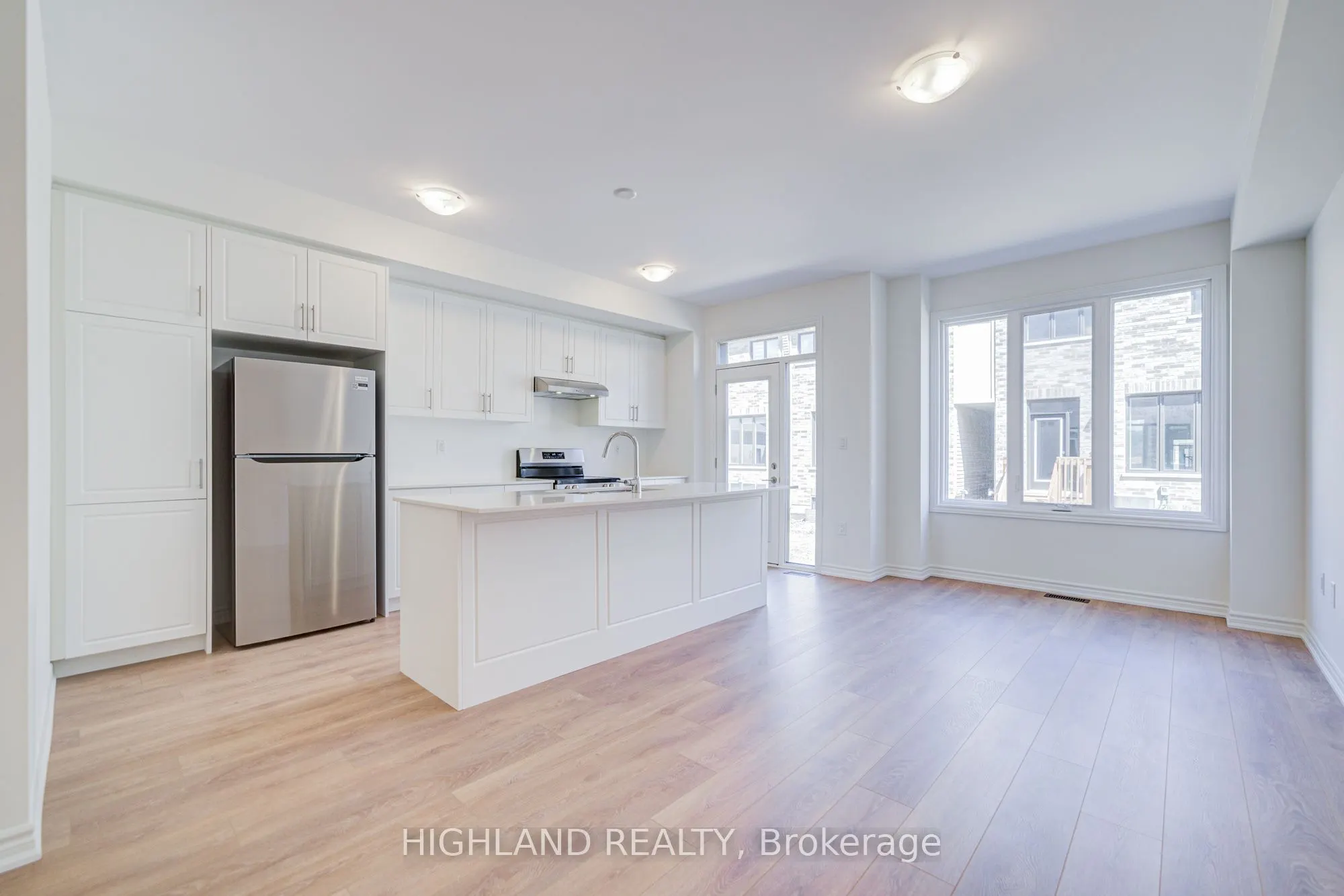 3075 Robert Lamb Boulevard