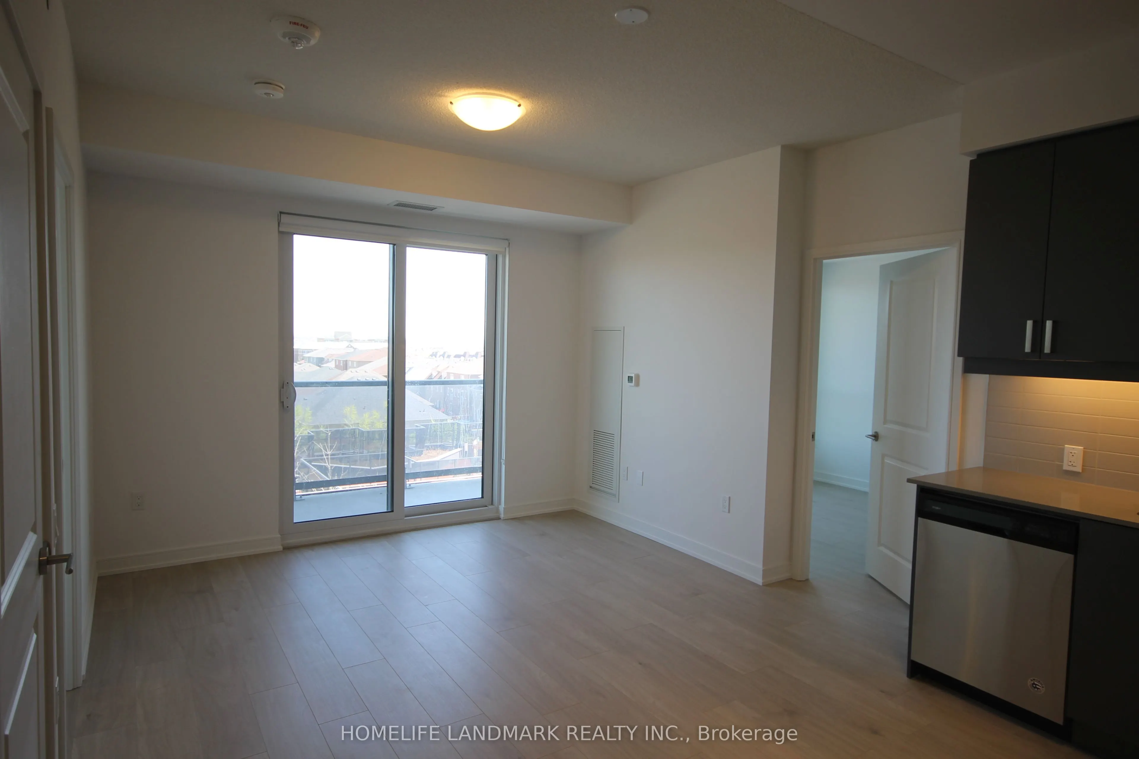 8 Nahani Way, #622