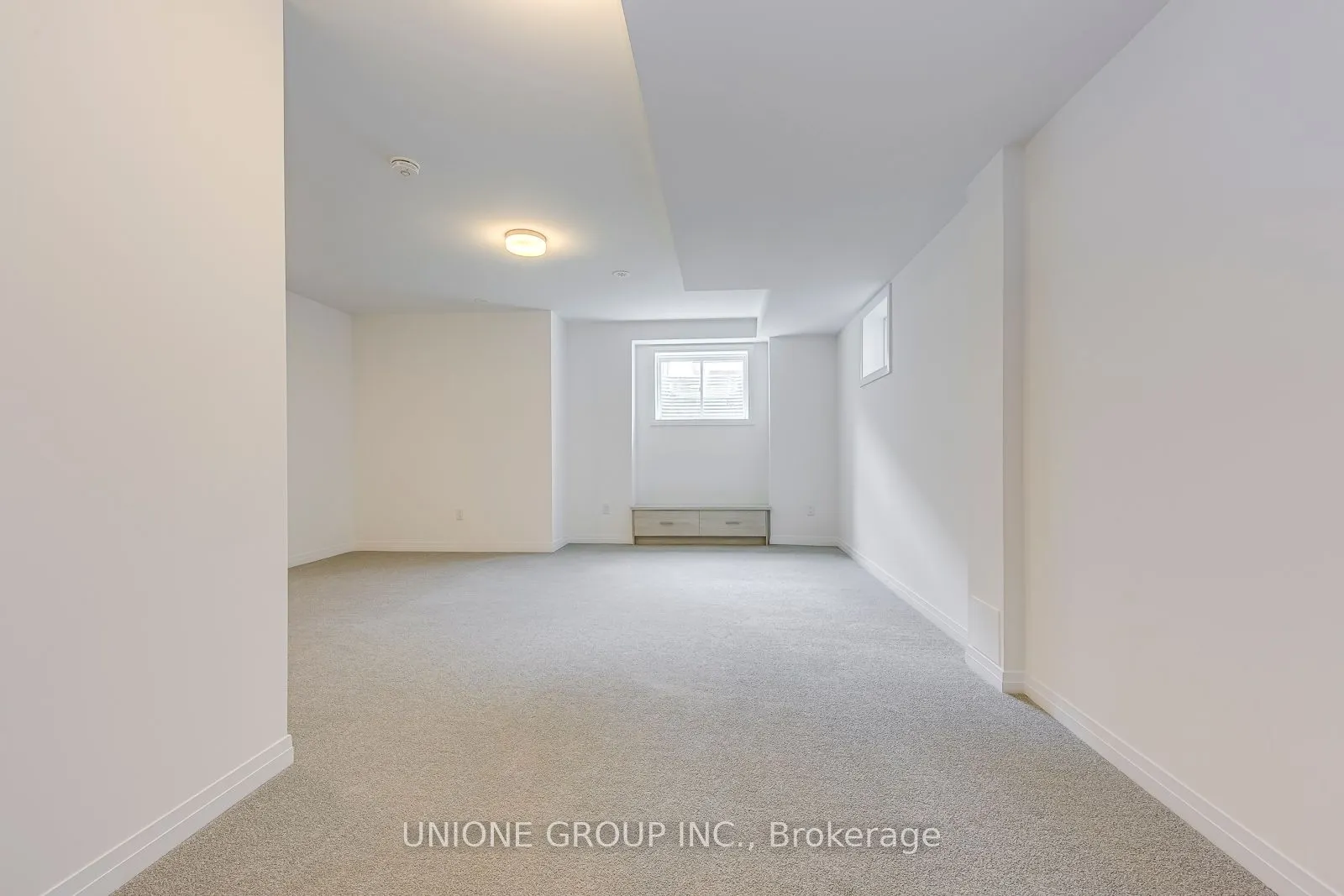 3261 Crystal Drive