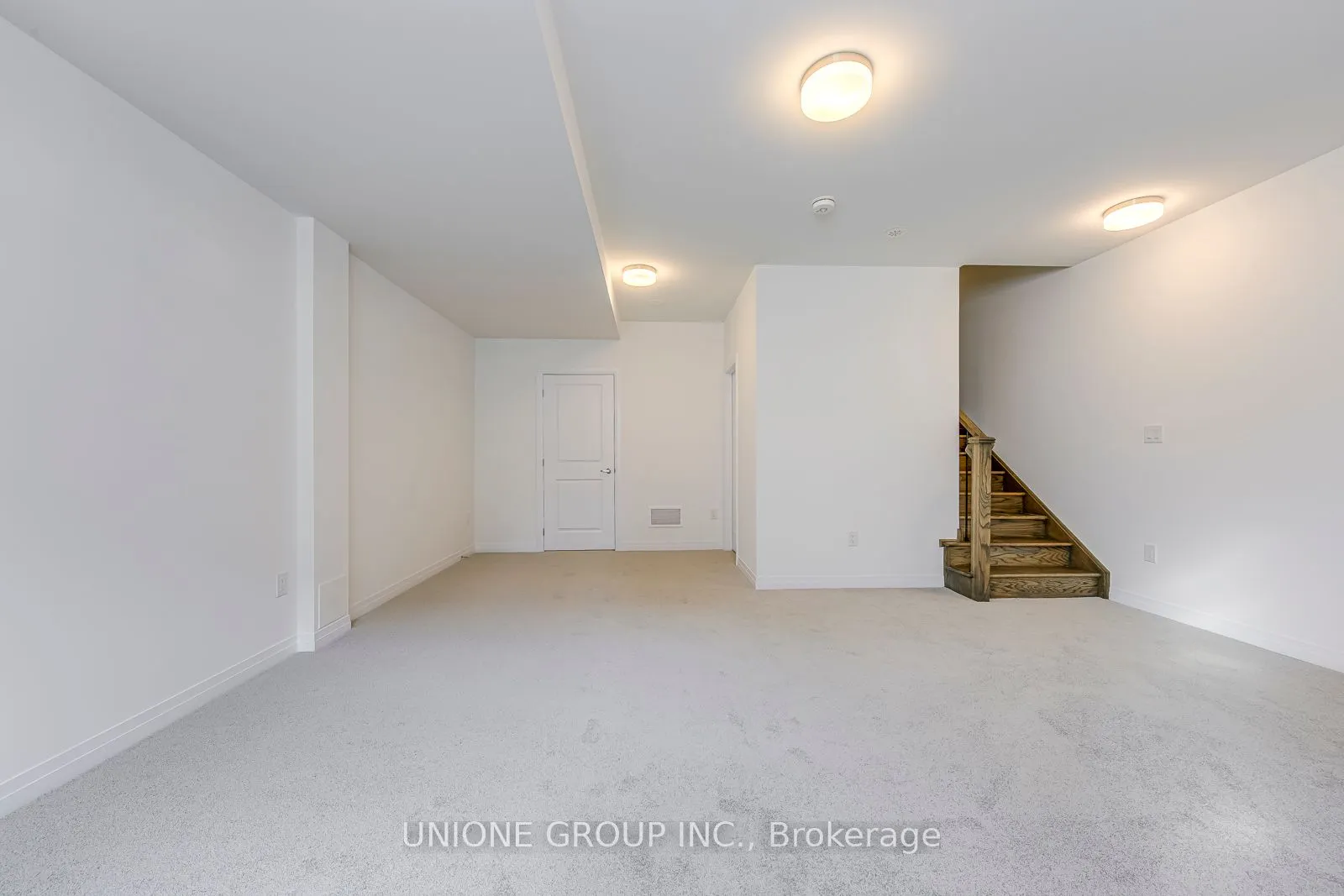 3261 Crystal Drive