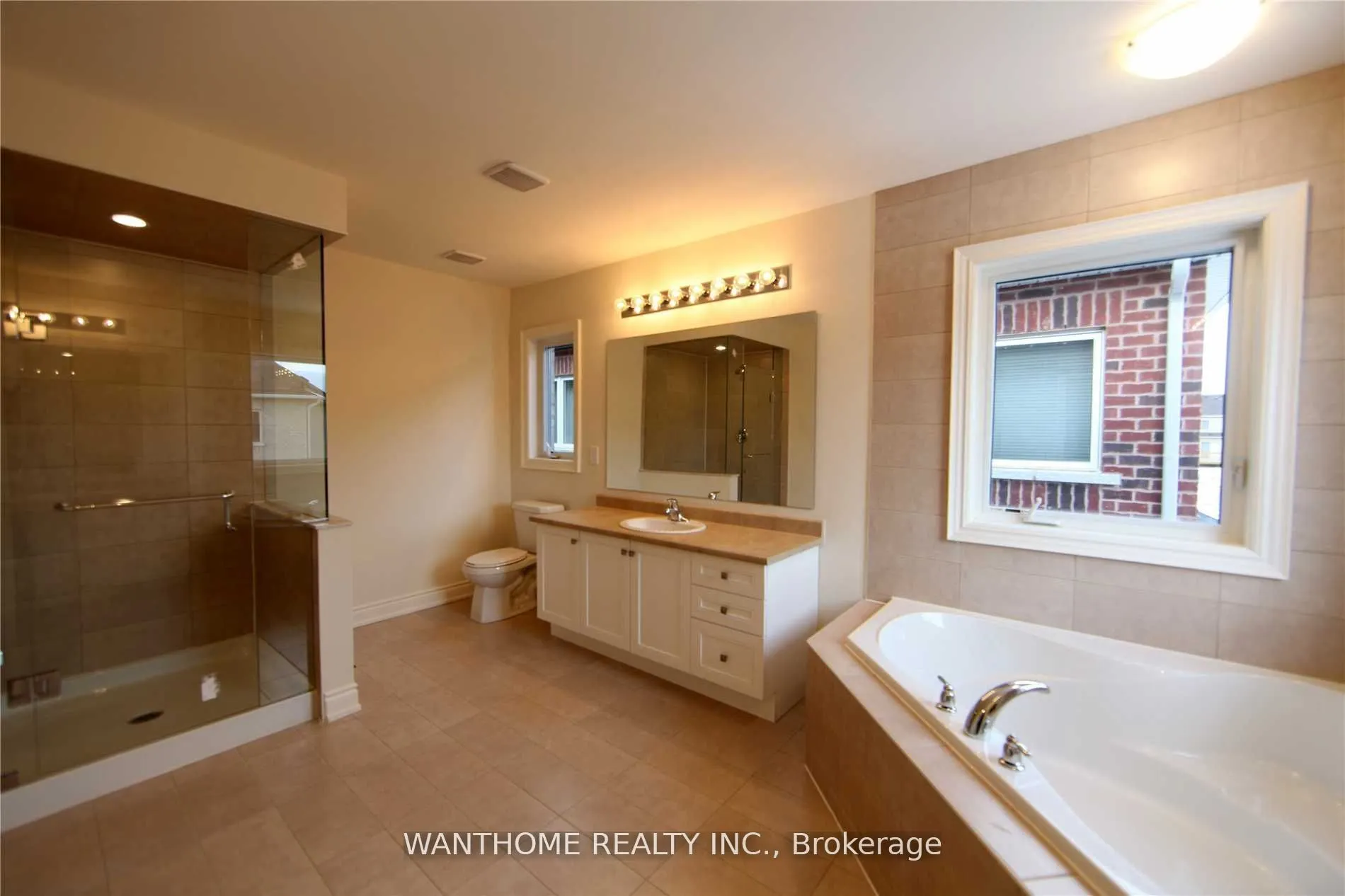 156 Belmore Court S