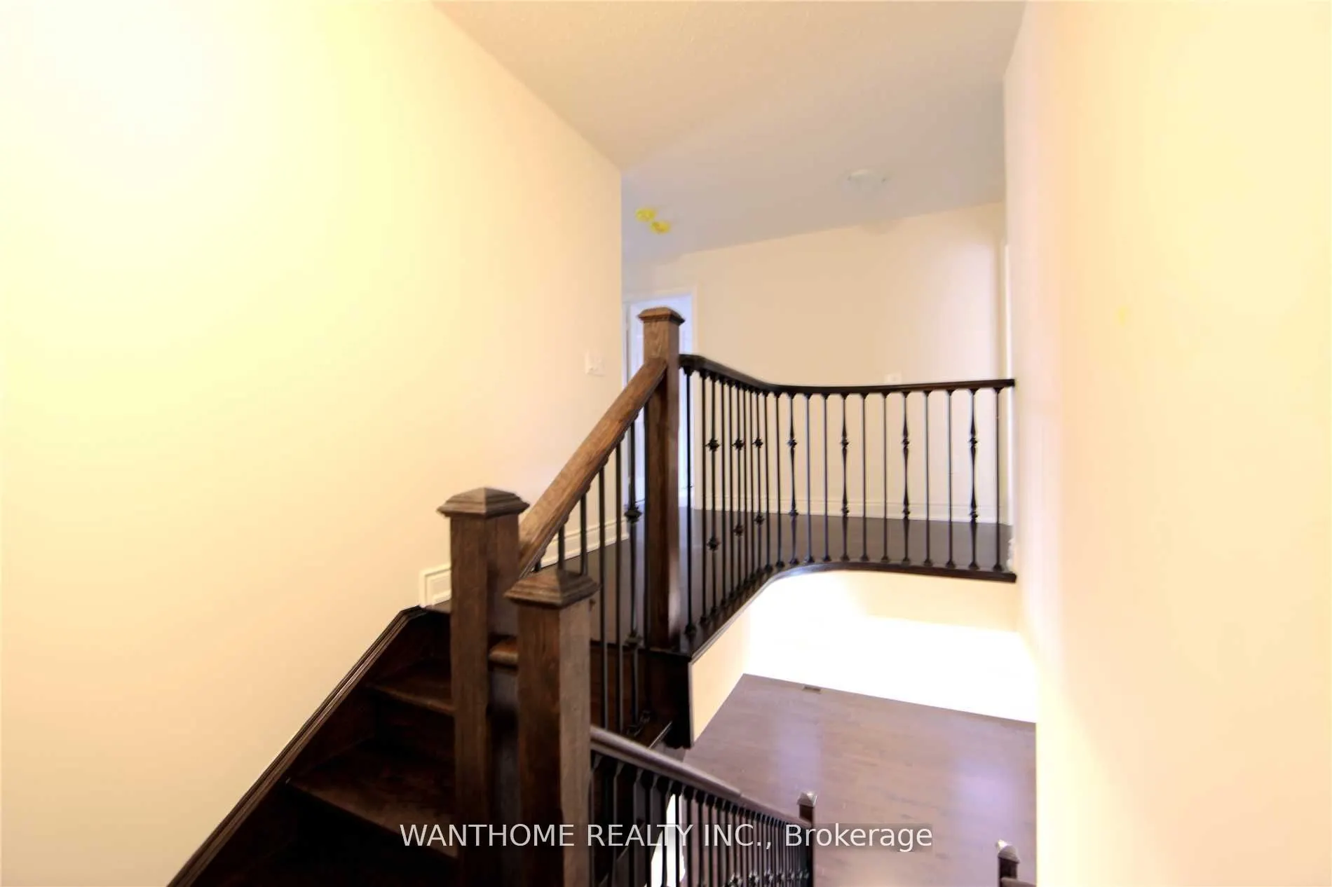 156 Belmore Court S