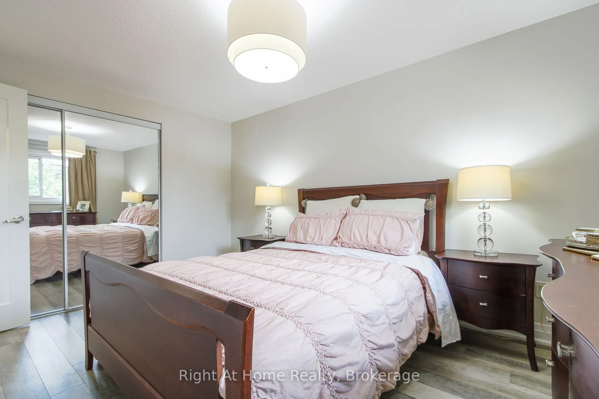2495 Snowhill Court