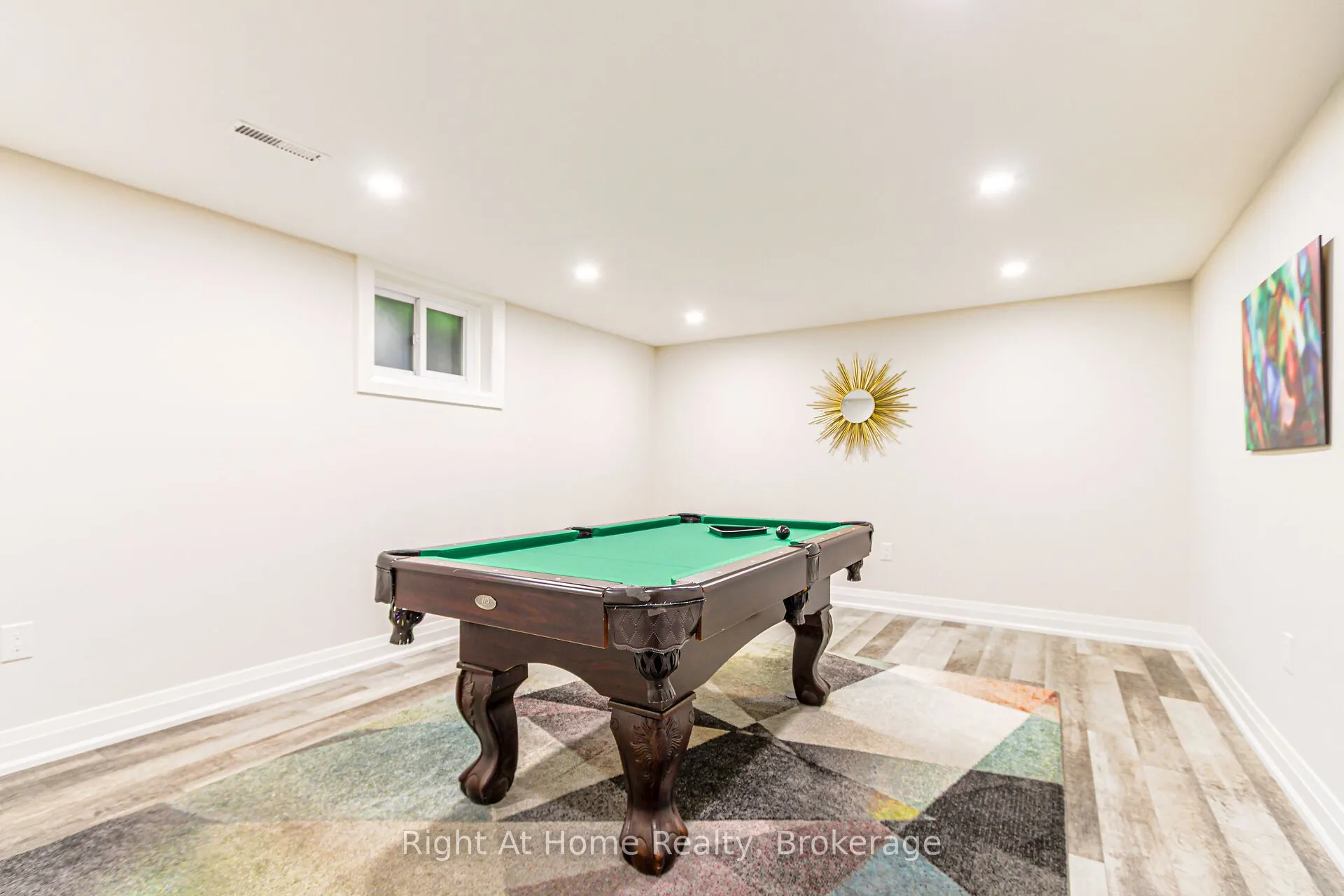2495 Snowhill Court