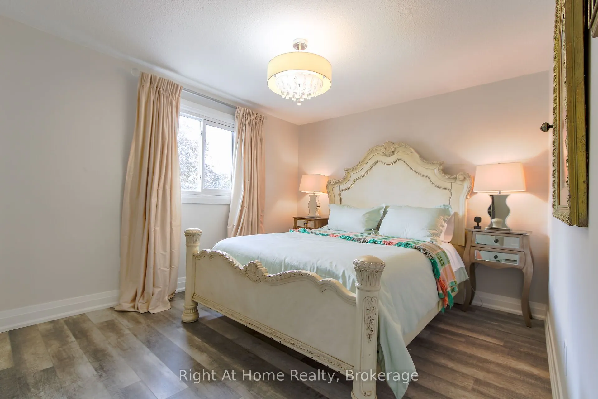 2495 Snowhill Court