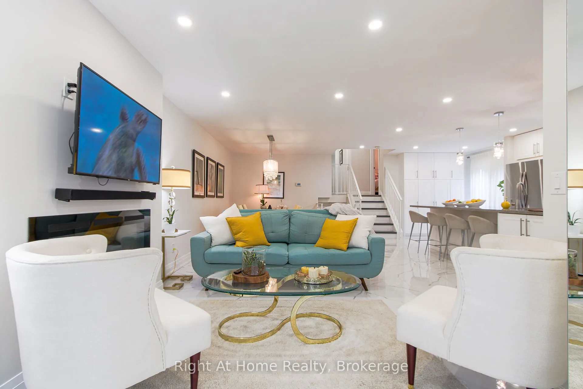 2495 Snowhill Court