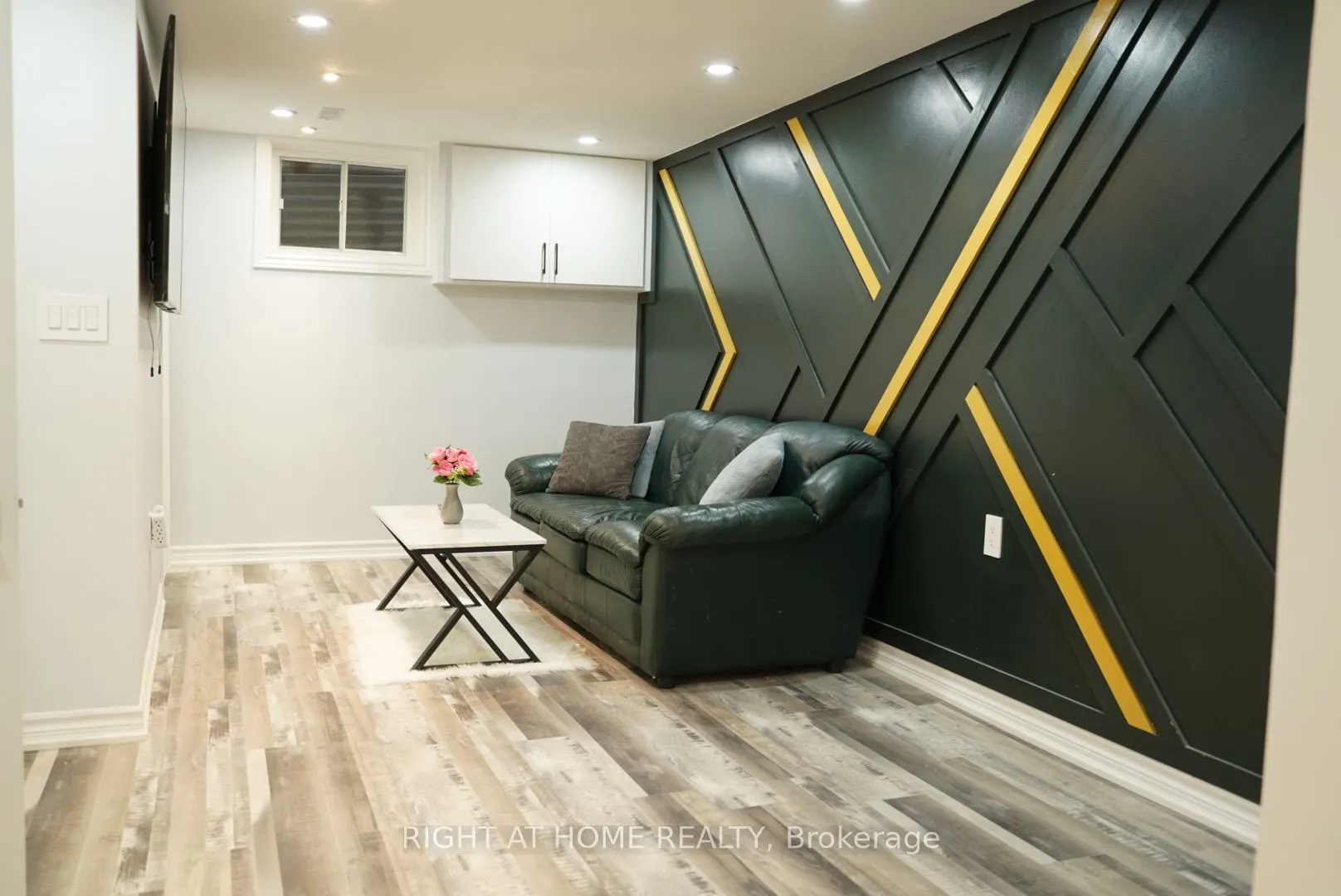 51 Vodden Court, #60