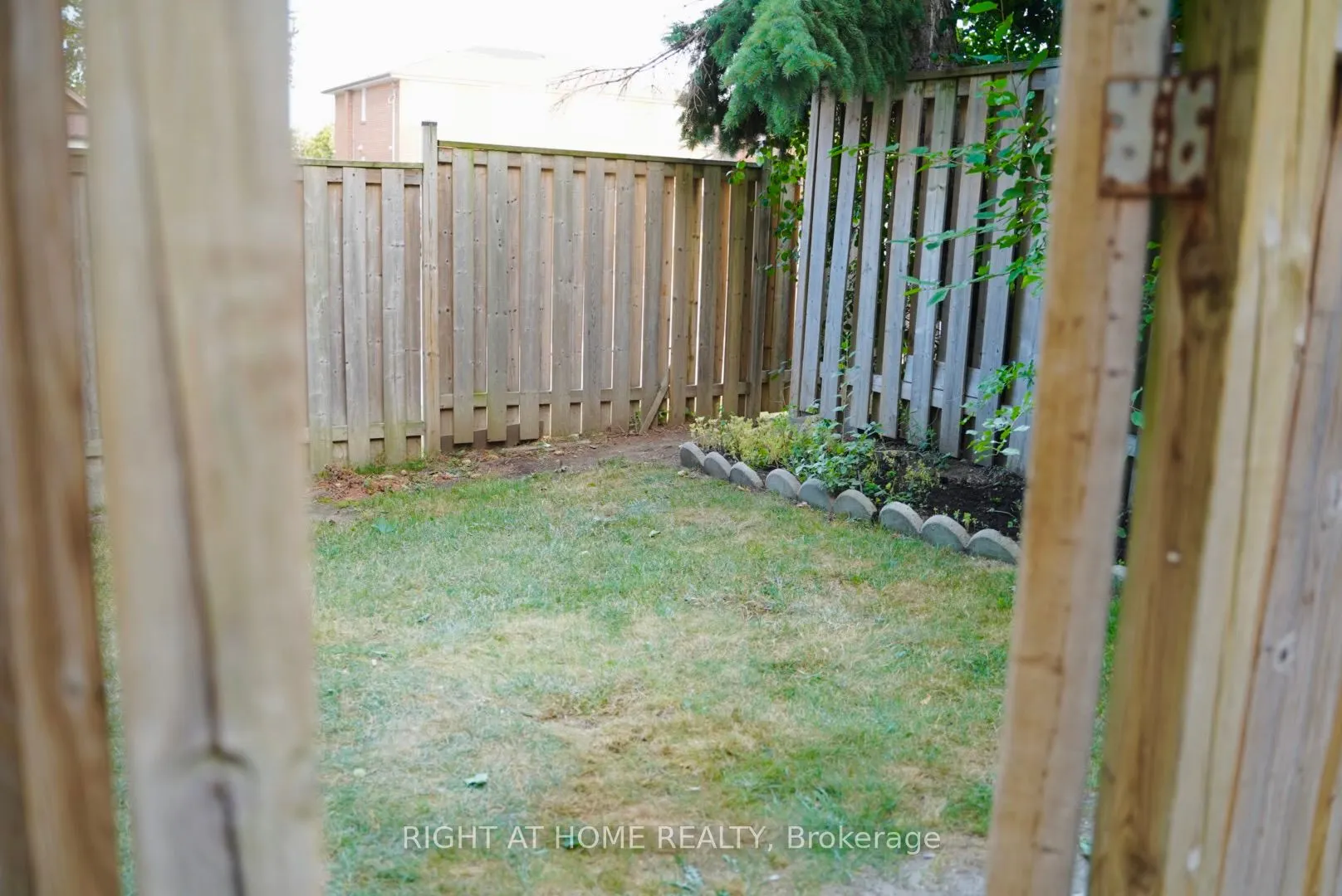 51 Vodden Court, #60