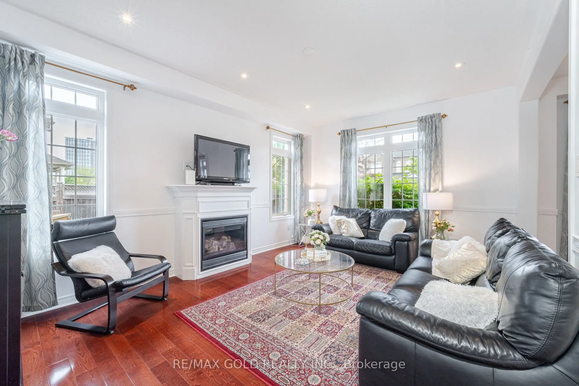 16 Larkberry Road