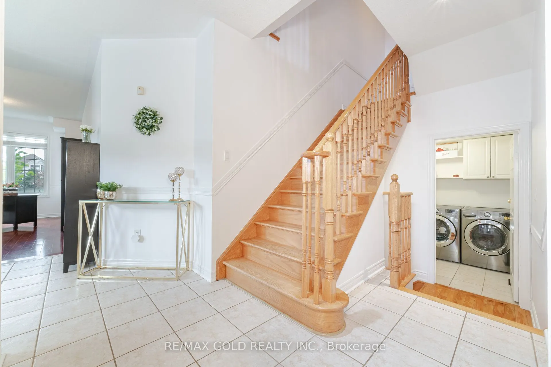 16 Larkberry Road