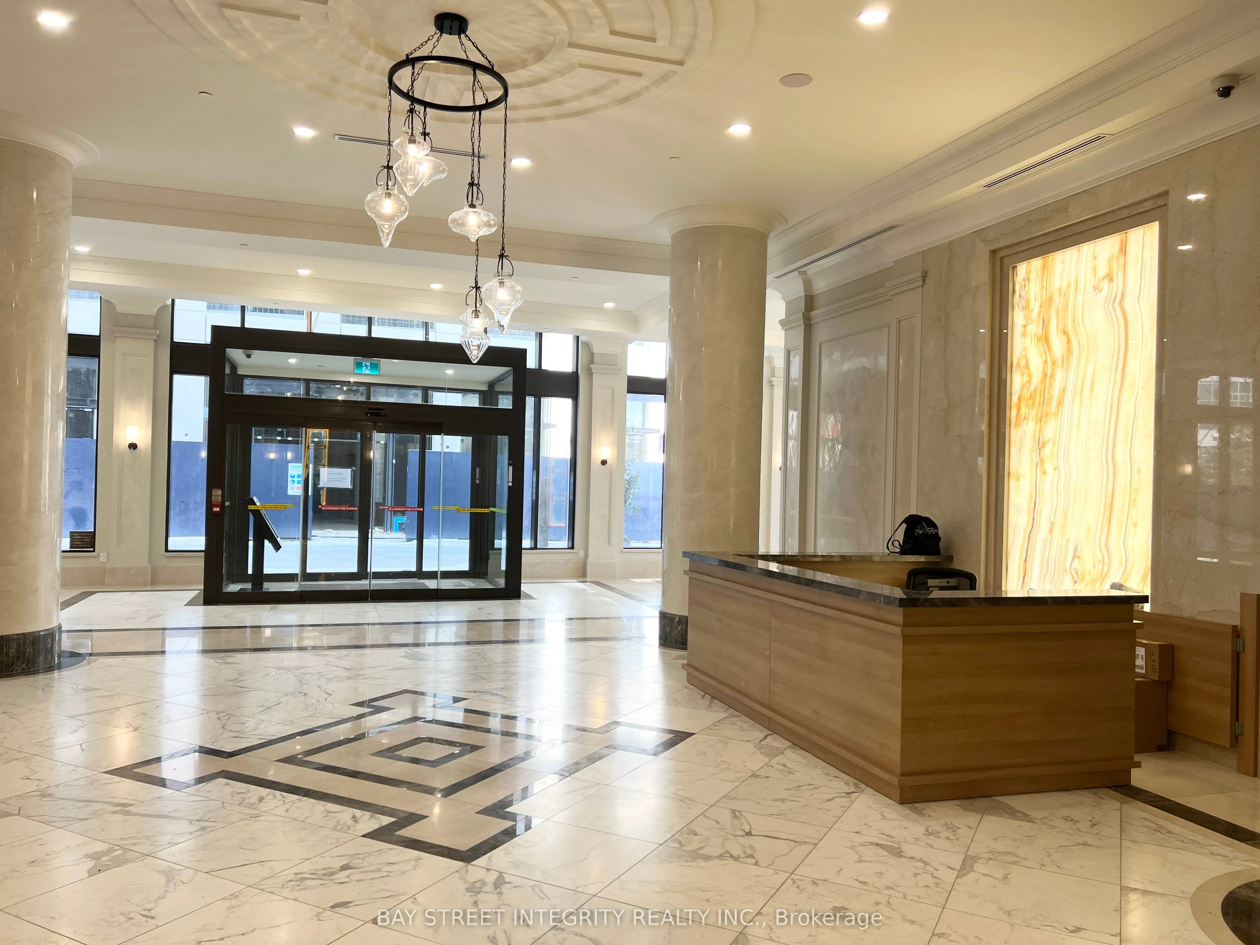 36 Elm Drive W, #3204