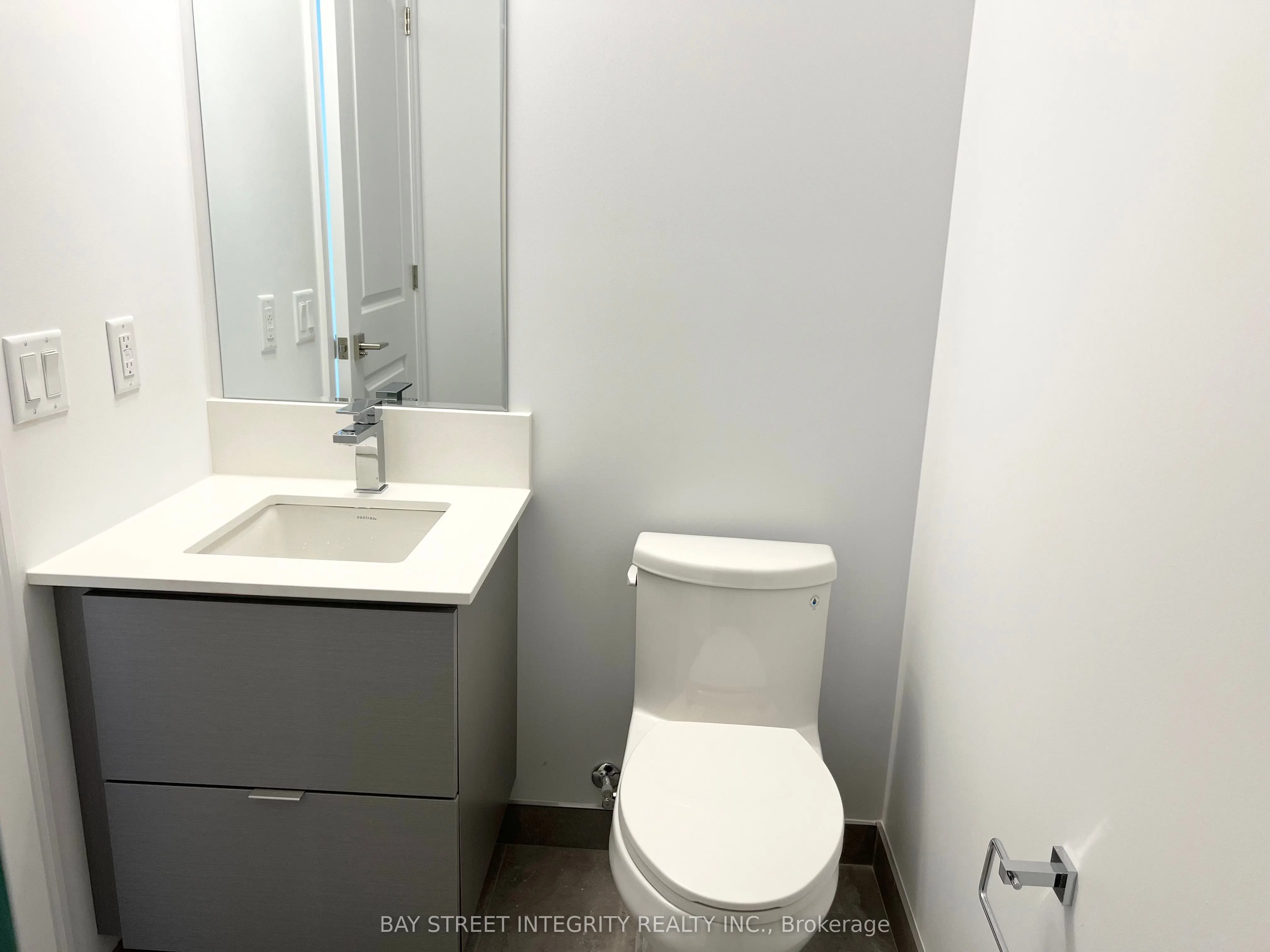 36 Elm Drive W, #3204